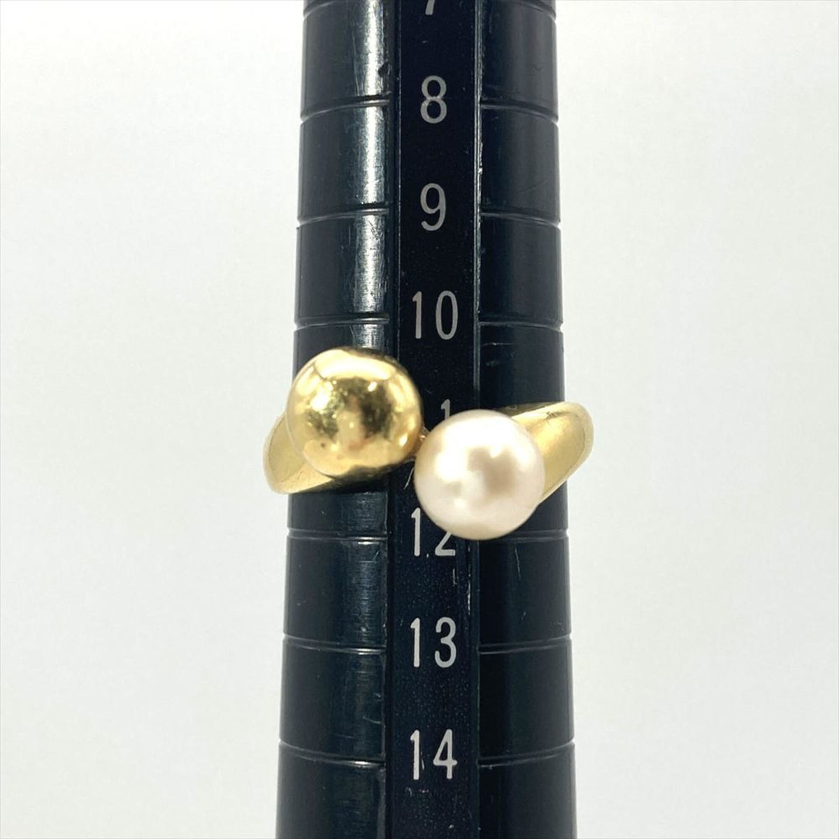 Christian Dior Yellow Gold (18K) Band Ring (Pre-Owned)