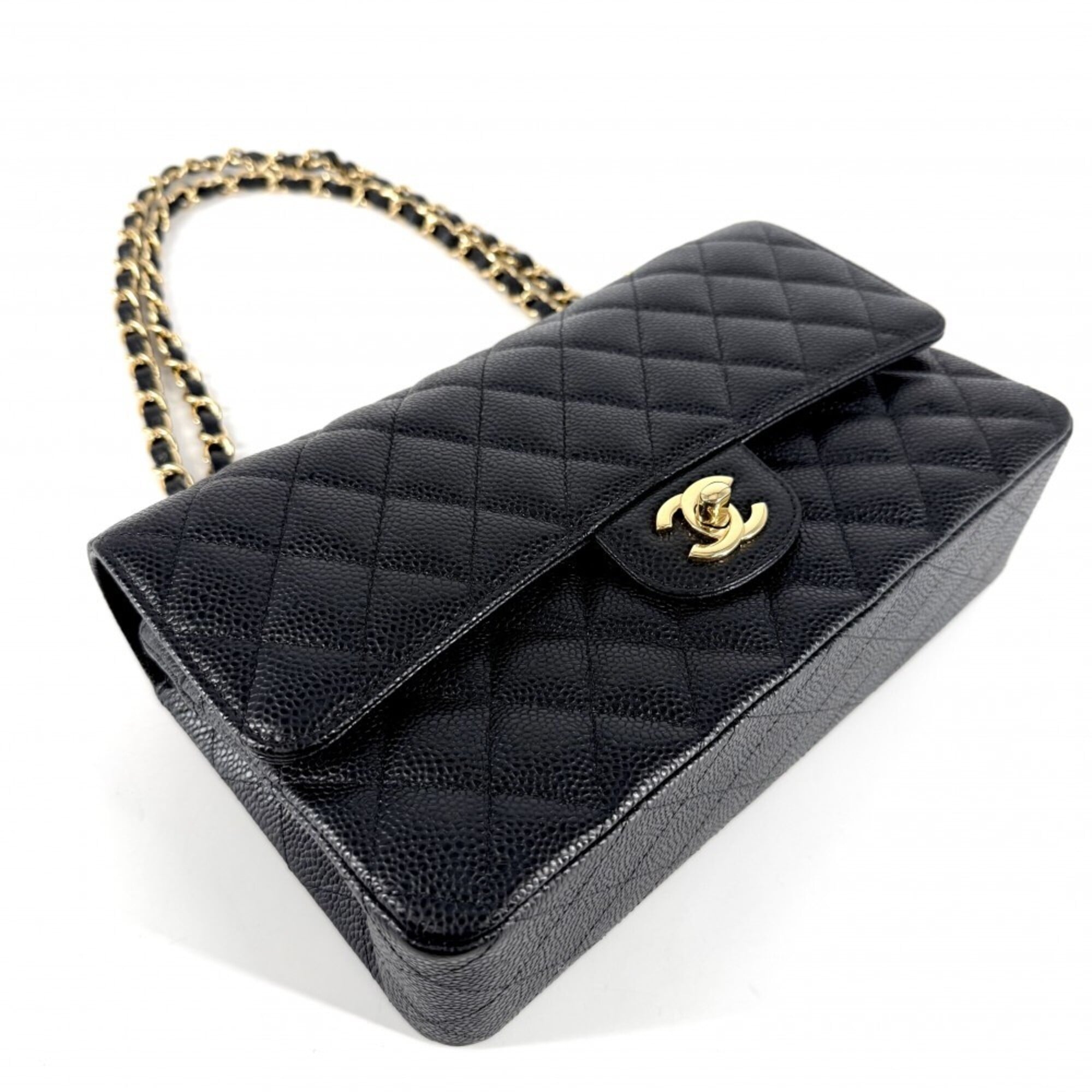 Chanel Matelasse Black Grained Calfskin Shoulder Bag (Pre-Owned)