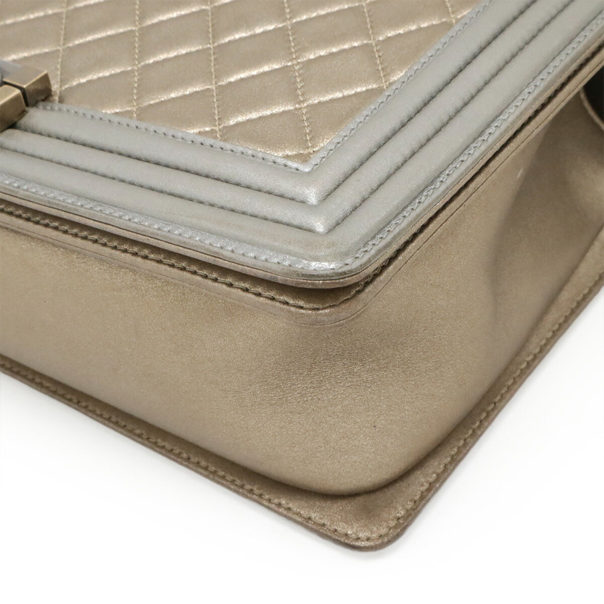 Chanel Matelasse Gold Gray Leather Shoulder Bag (Pre-Owned)