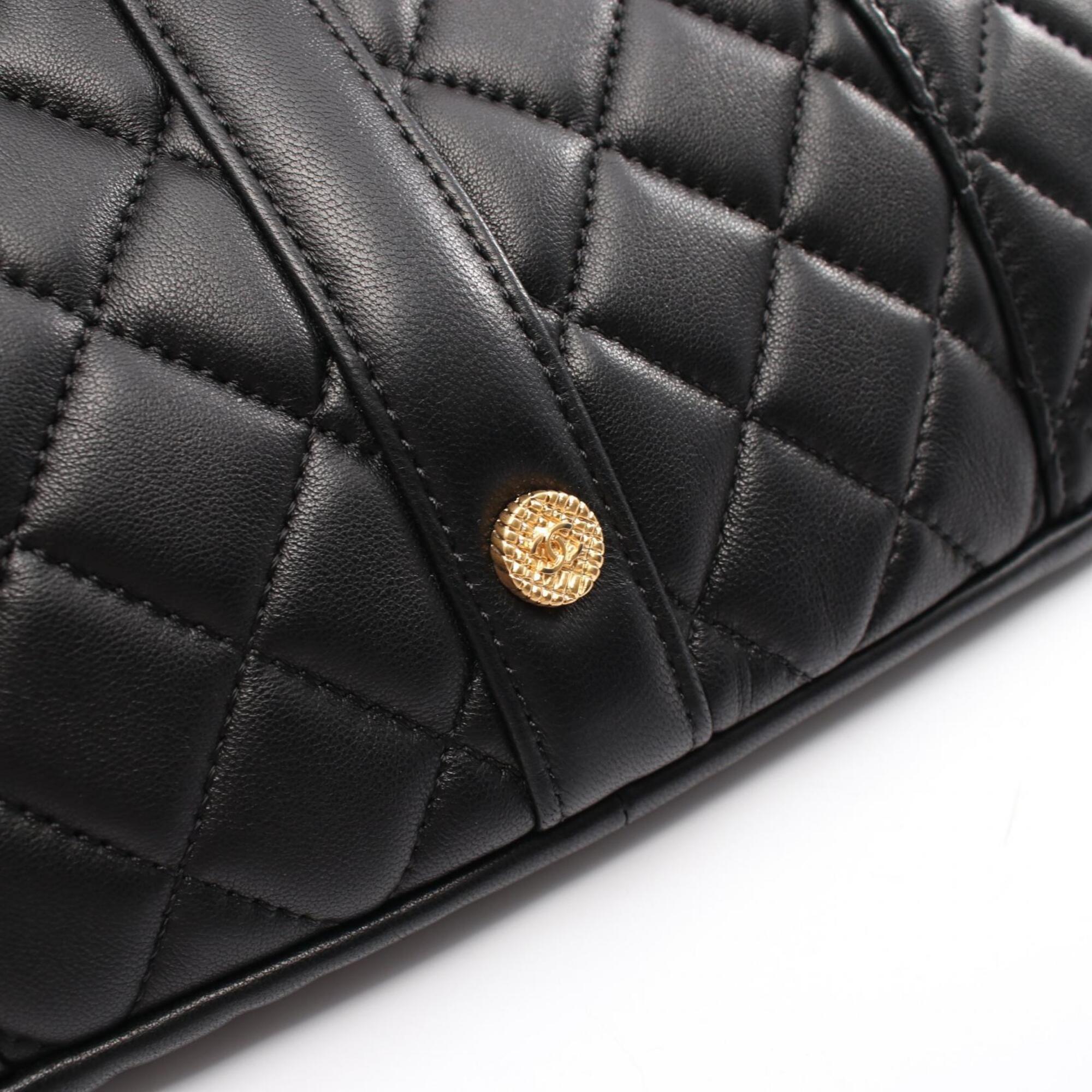 Chanel Black Leather Handbag Shoulder Bag (Pre-Owned)