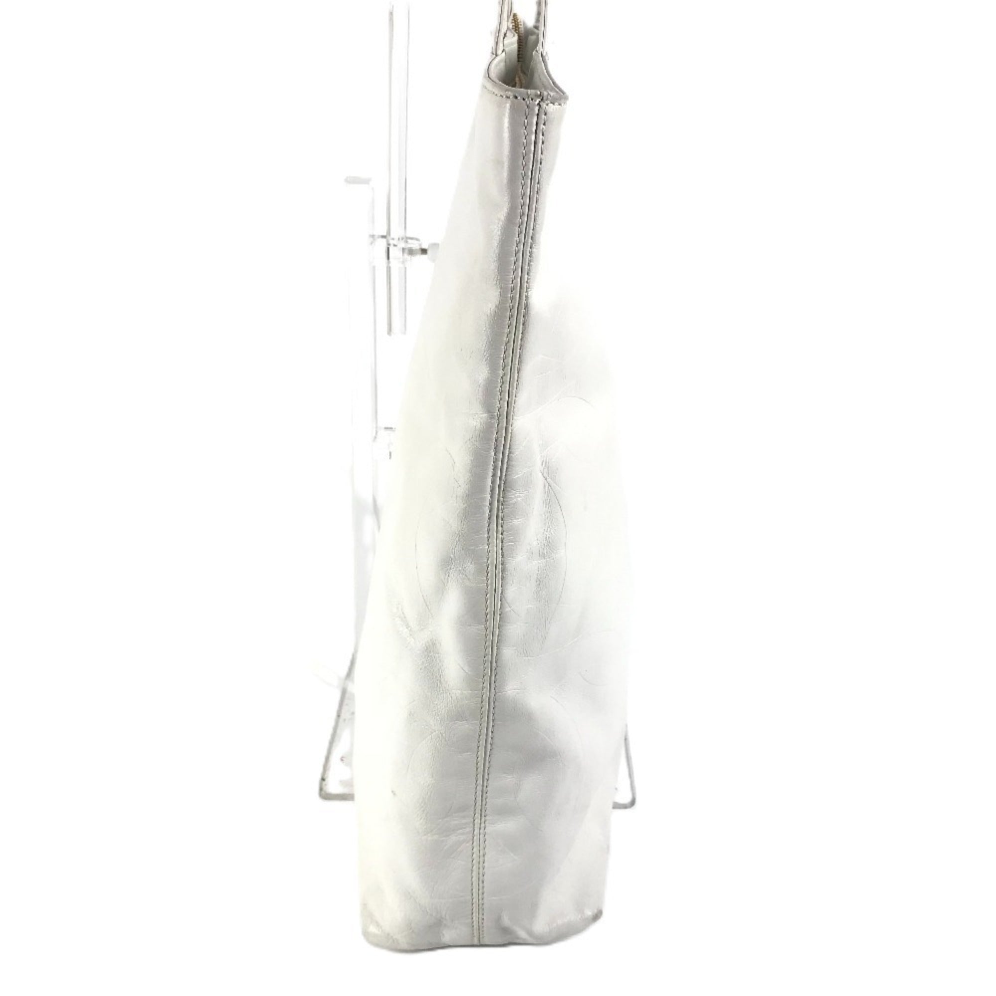 Chanel White Leather Shoulder Bag Tote Bag (Pre-Owned)