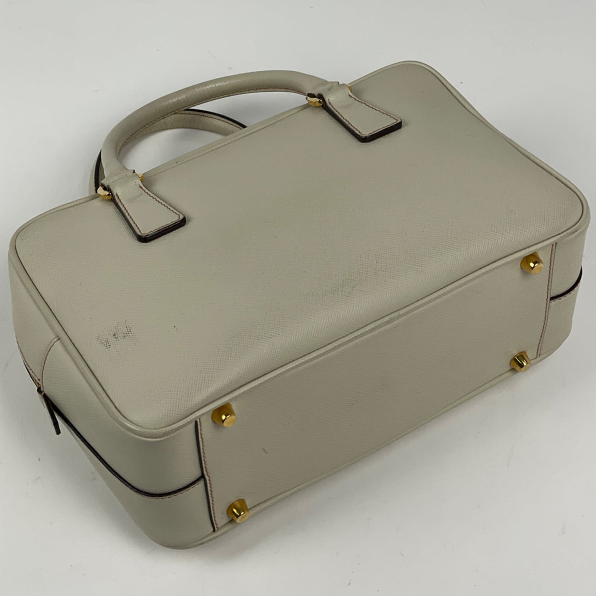 Prada Ivory Leather Handbag (Pre-Owned)