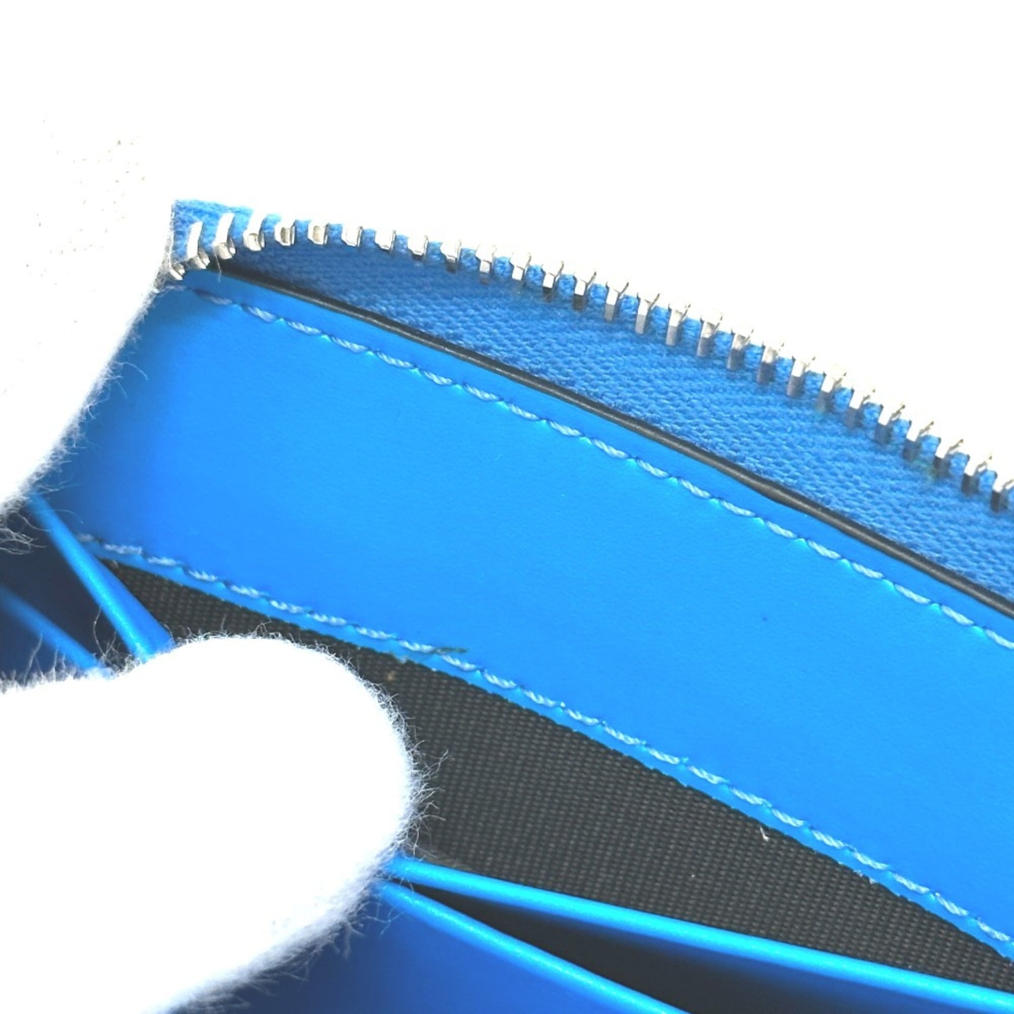 Valentino Blue Leather Long Wallet (Bi-Fold) (Pre-Owned)