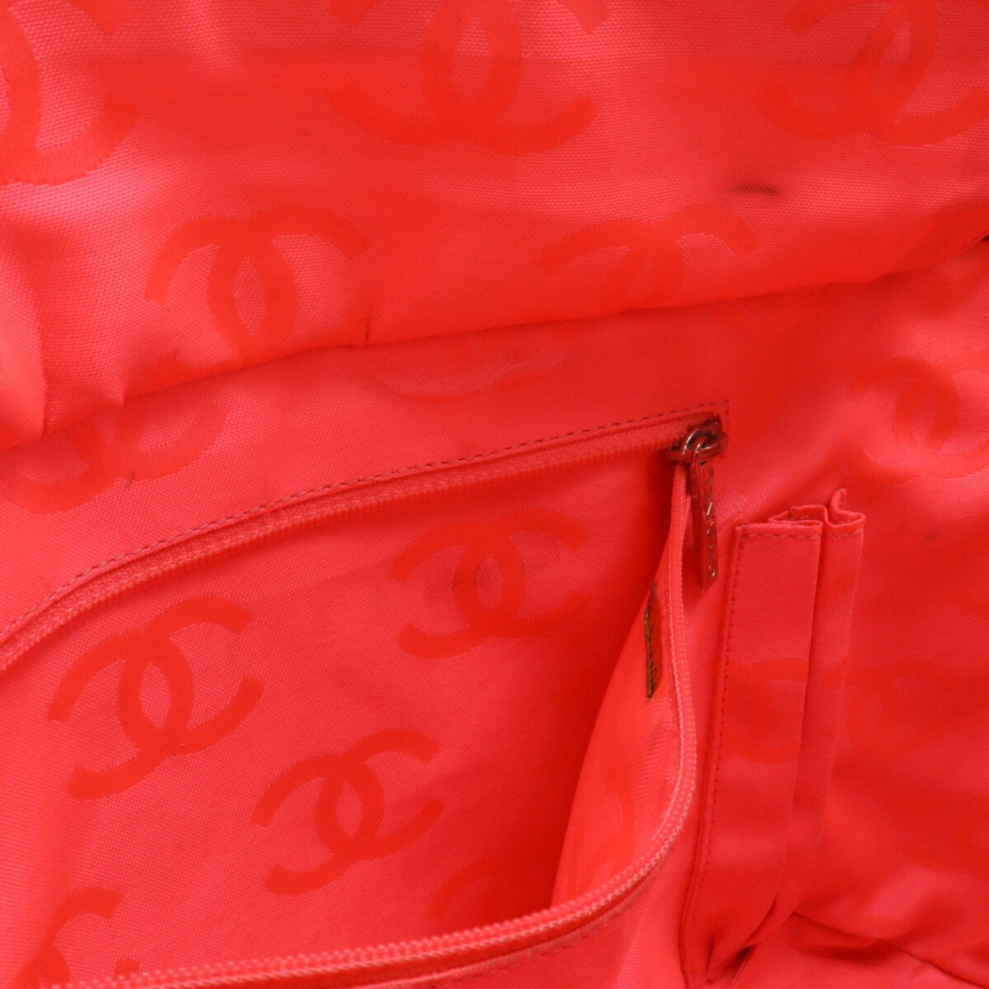Chanel Black Pink Leather Shoulder Bag Tote Bag (Pre-Owned)