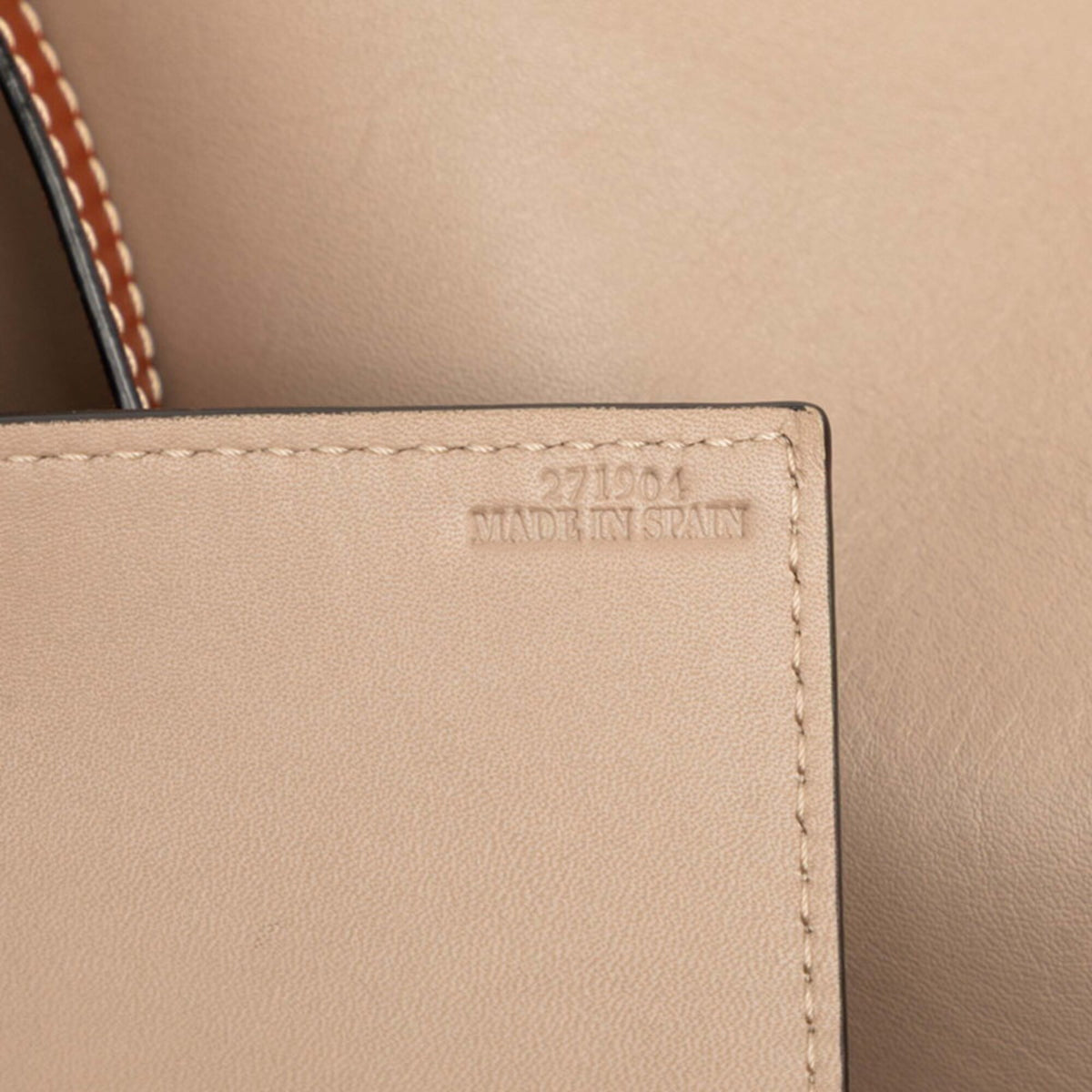 Loewe Beige Brown Leather Handbag Tote Bag (Pre-Owned)