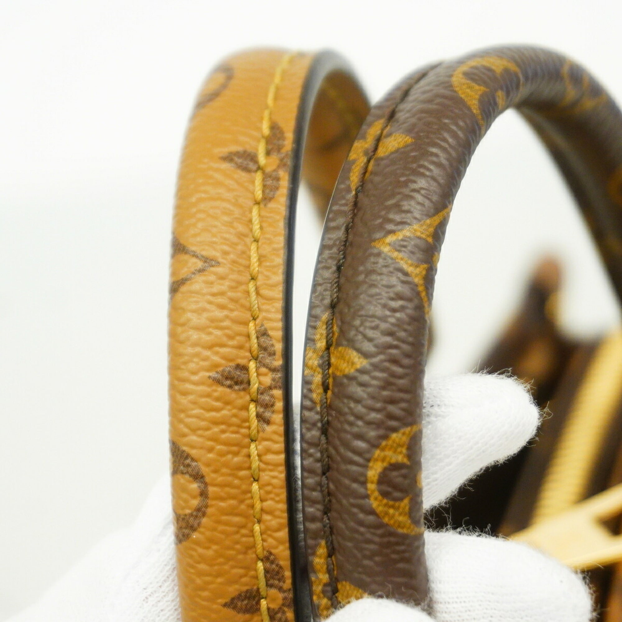 Louis Vuitton Brown Handbag (Pre-Owned)