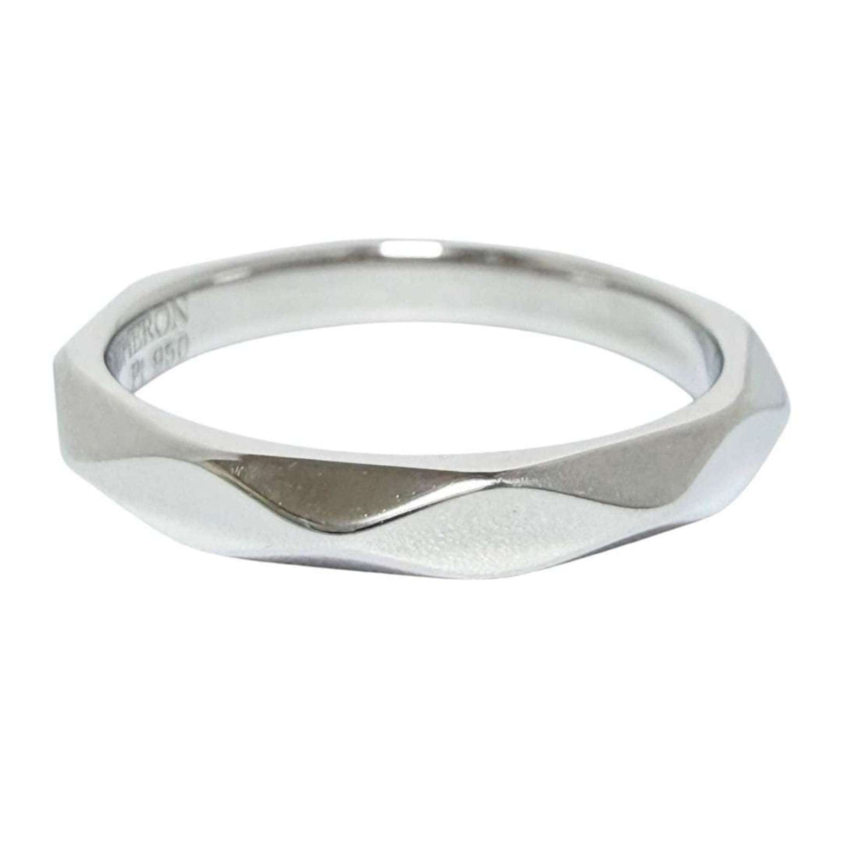 Boucheron Platinum 950 Band Ring (Pre-Owned)
