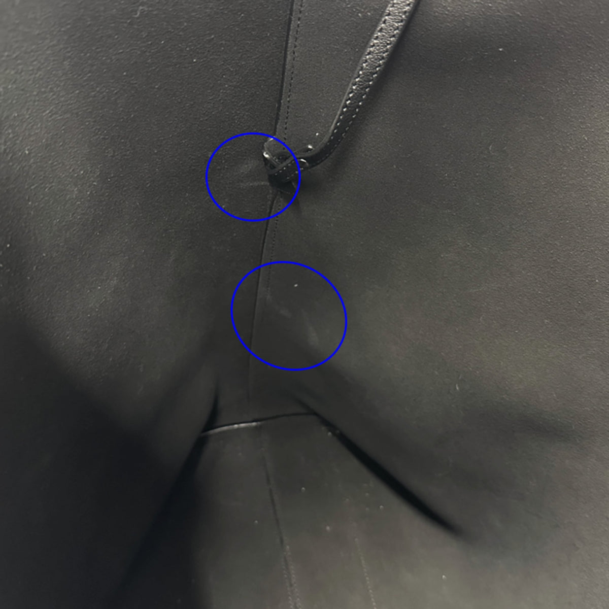 Saint Laurent Black Leather Tote Bag (Pre-Owned)