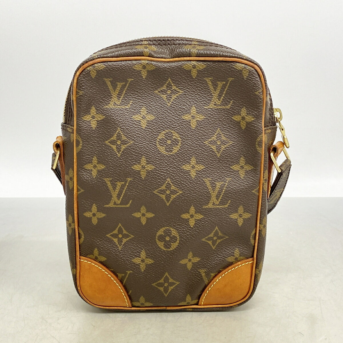 Louis Vuitton Brown Shoulder Bag (Pre-Owned)