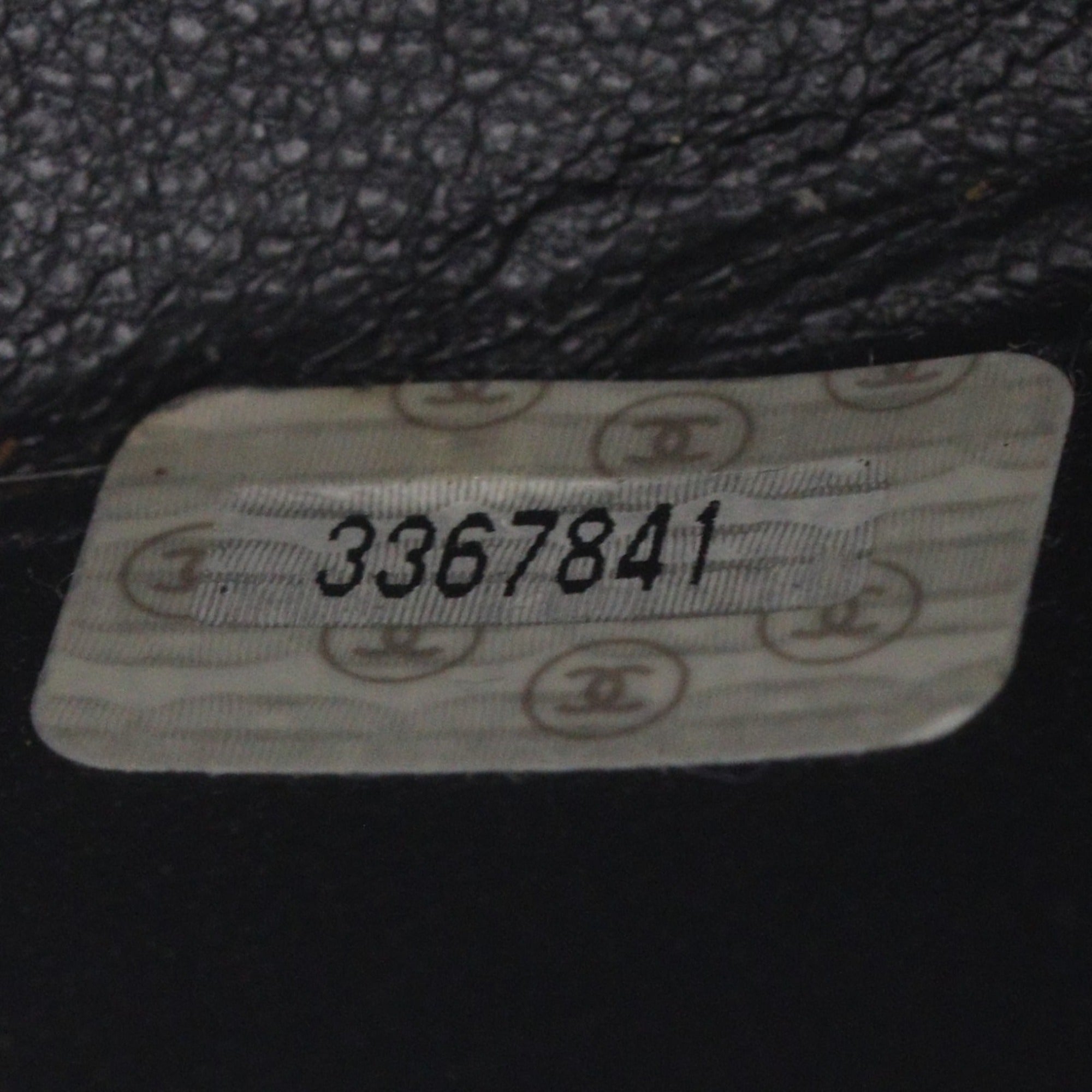 Chanel Black Patent Leather Handbag (Pre-Owned)