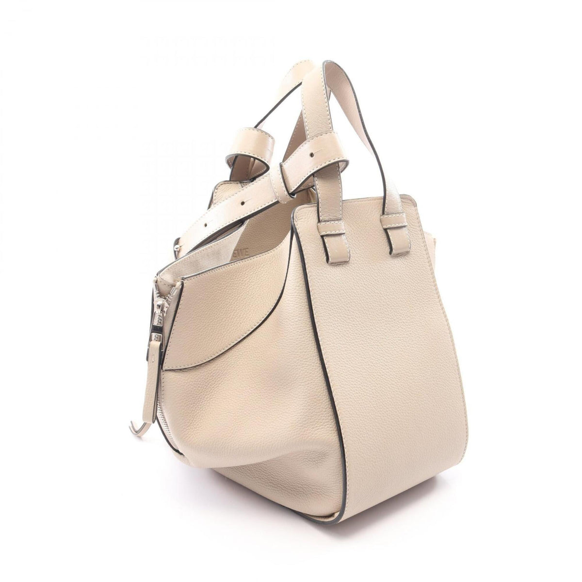 Loewe Beige Leather Handbag (Pre-Owned)