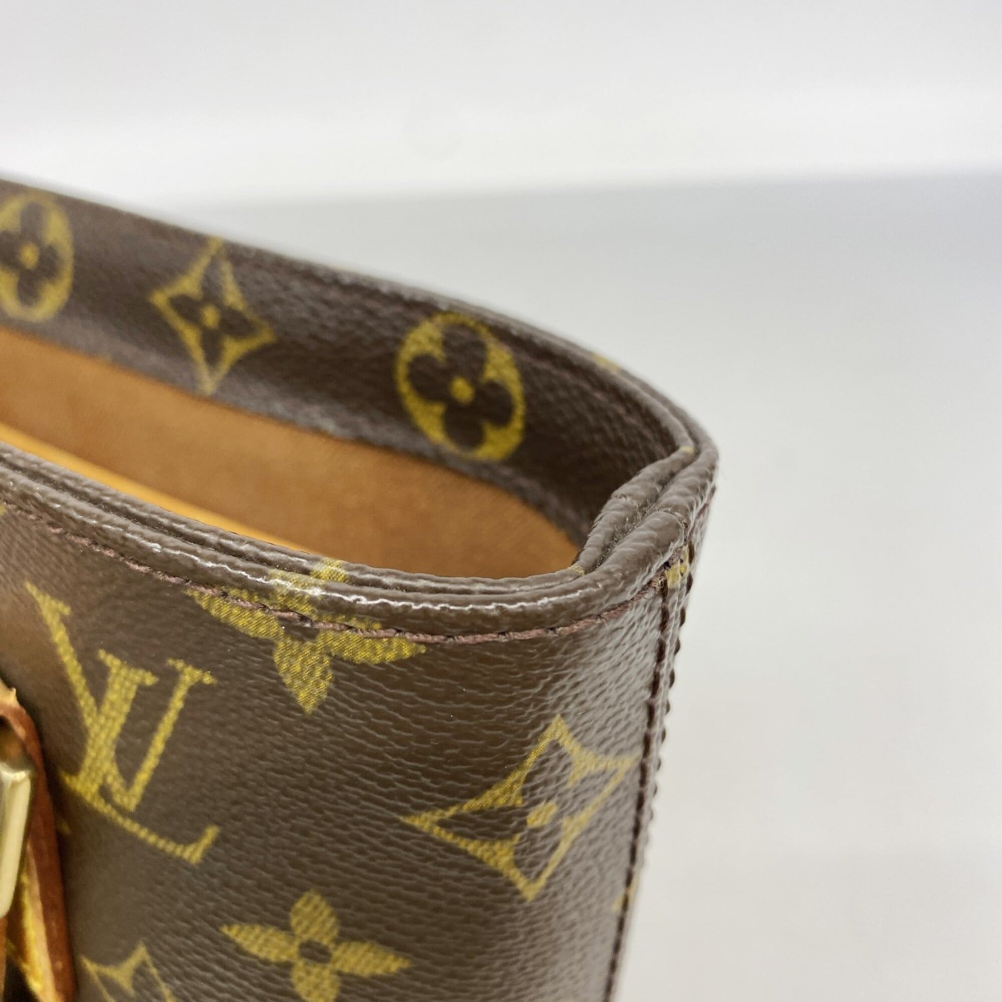 Louis Vuitton Brown Handbag (Pre-Owned)