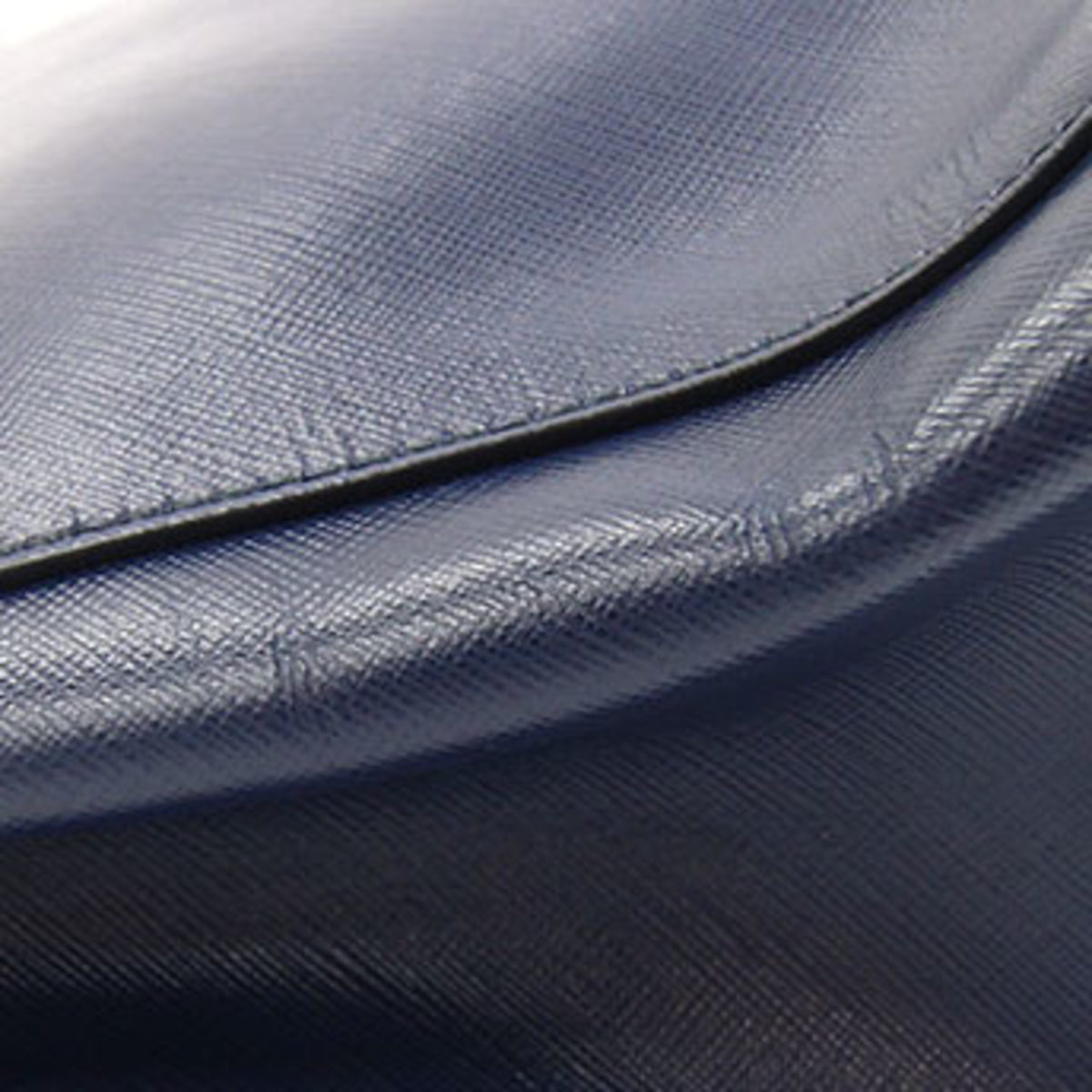 Salvatore Ferragamo Navy Leather Handbag Shoulder Bag (Pre-Owned)