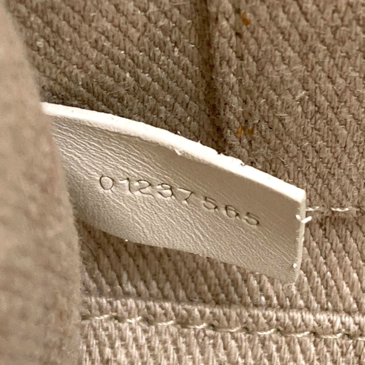 Chloé White Leather Handbag (Pre-Owned)
