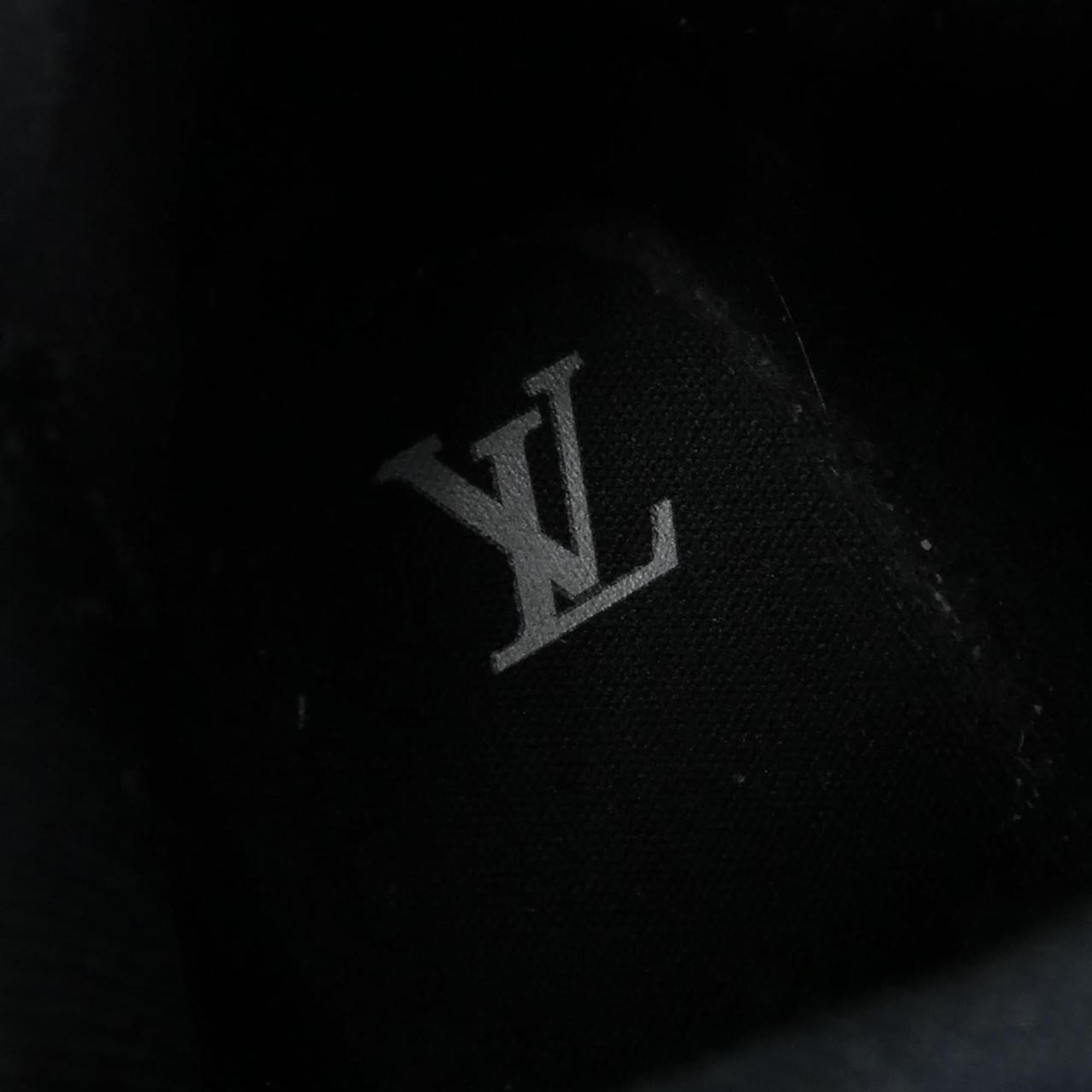 Louis Vuitton Purple Sneakers (Pre-Owned)