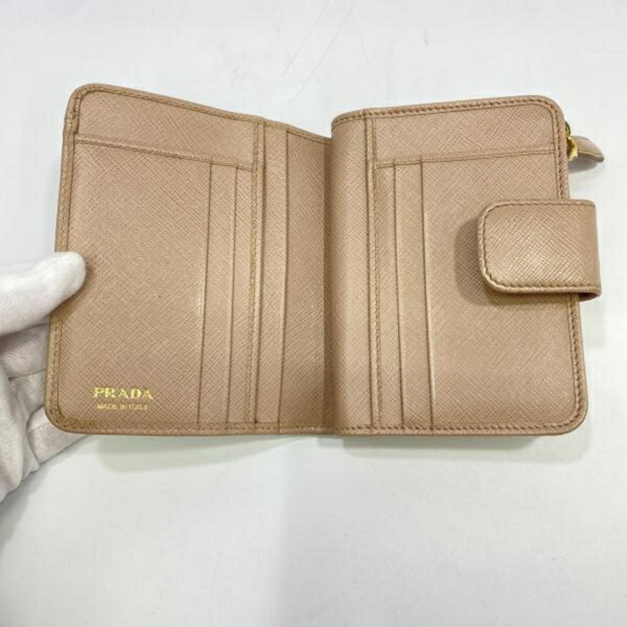 Prada Saffiano Beige Wallet (Bi-Fold) (Pre-Owned)