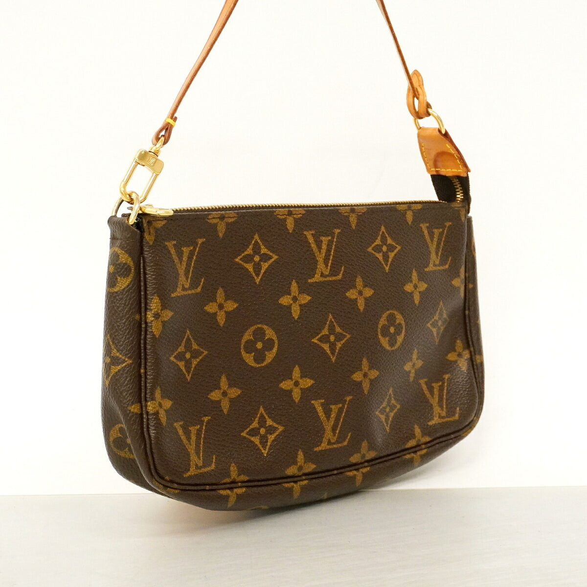 Louis Vuitton Brown Pouch (Pre-Owned)