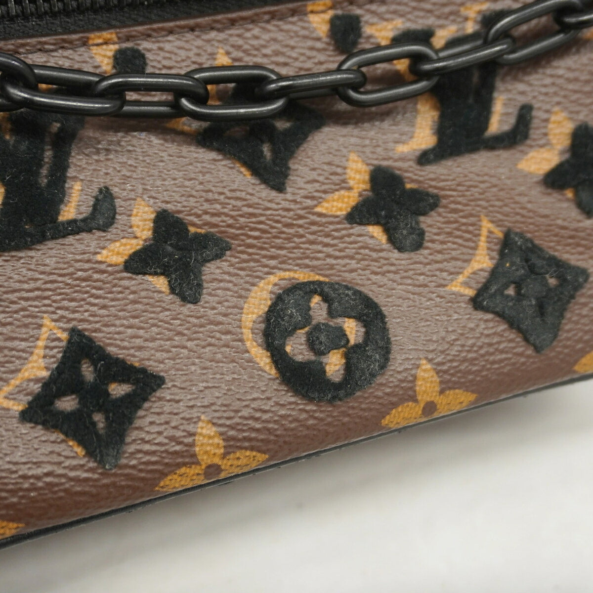 Louis Vuitton Black Brown Shoulder Bag (Pre-Owned)