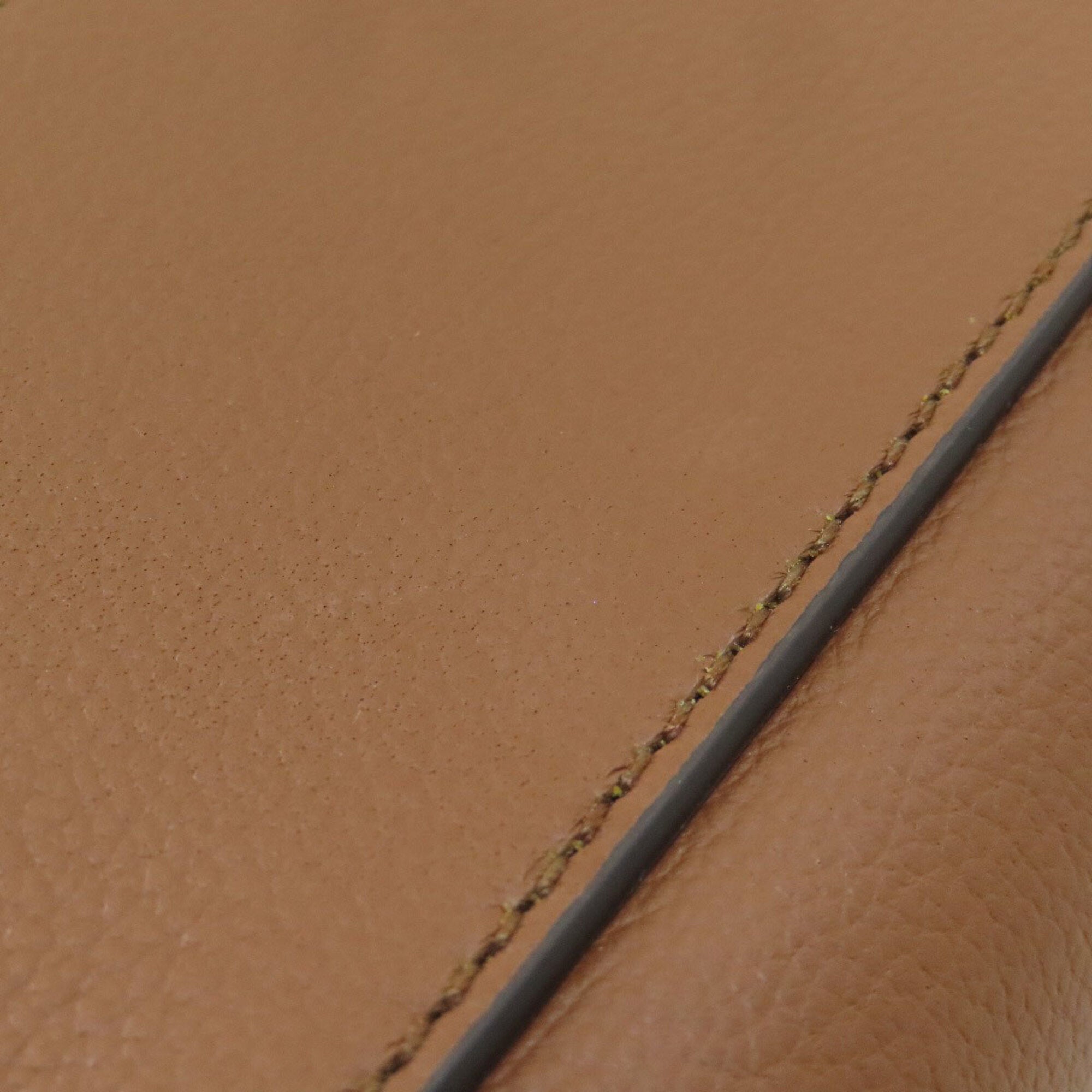 Bally Brown Leather Shoulder Bag (Pre-Owned)