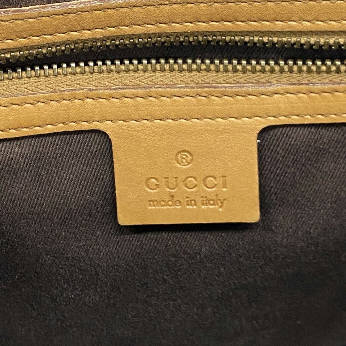 Gucci Beige Canvas Suede Handbag (Pre-Owned)