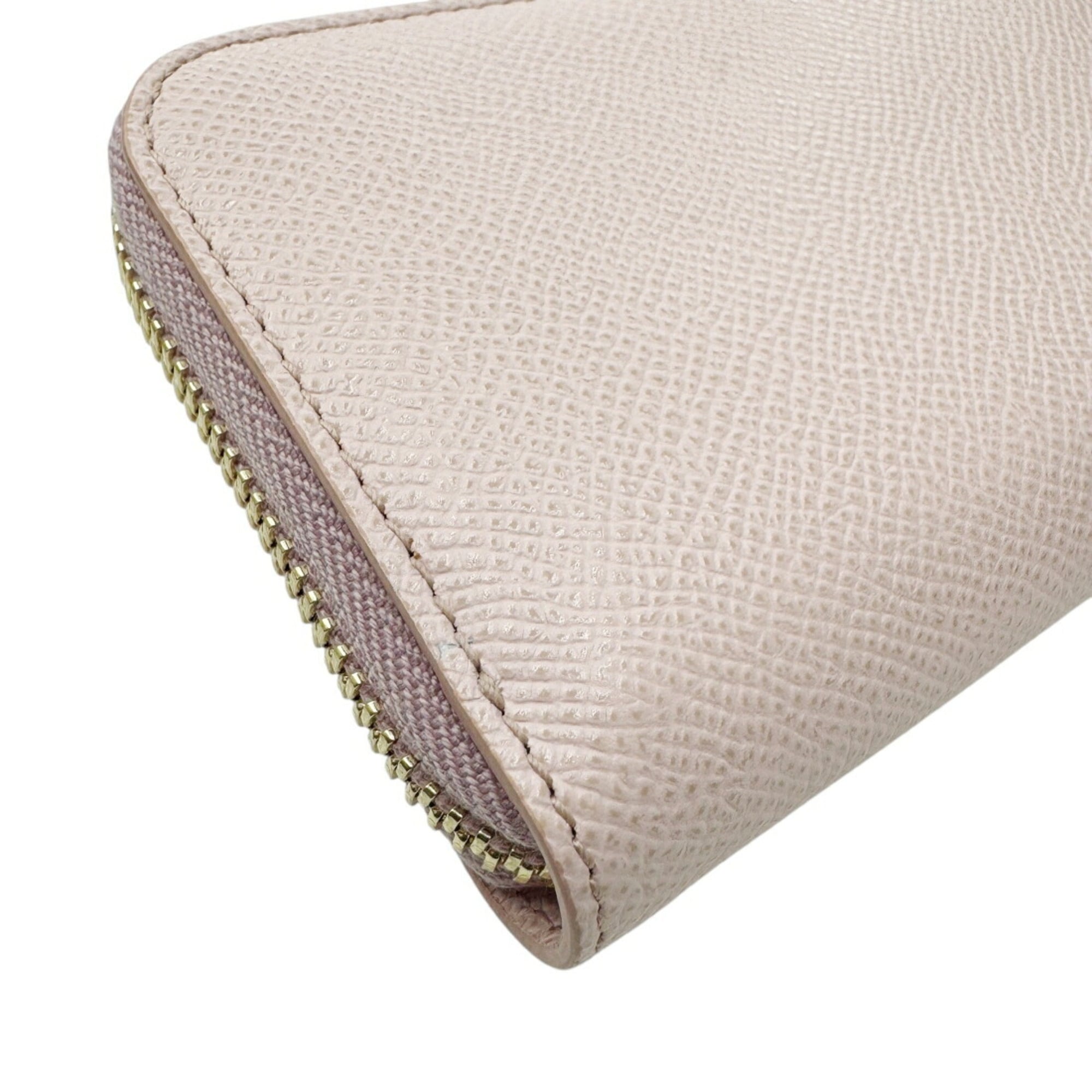 Salvatore Ferragamo Light Pink Leather Coin Purse/Coin Case (Pre-Owned)