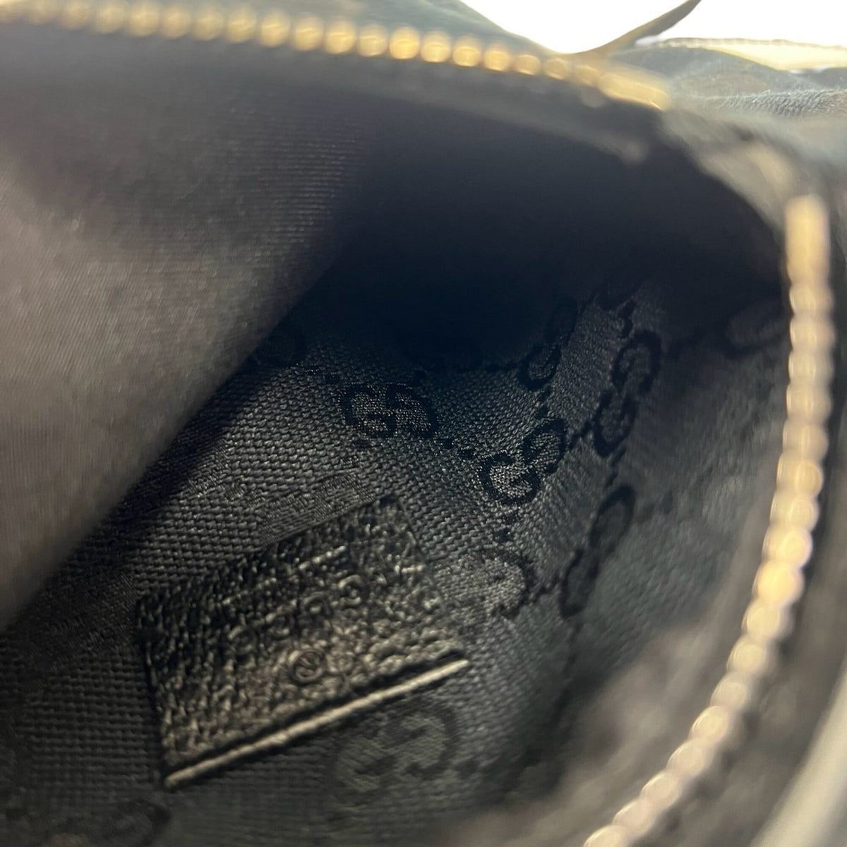 Gucci Black Canvas Leather Pouch Shoulder Bag Sling Bag (Pre-Owned)