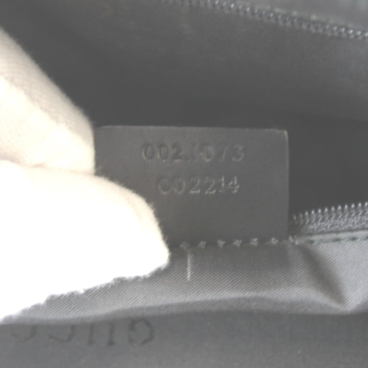 Gucci Black White Nylon Handbag (Pre-Owned)