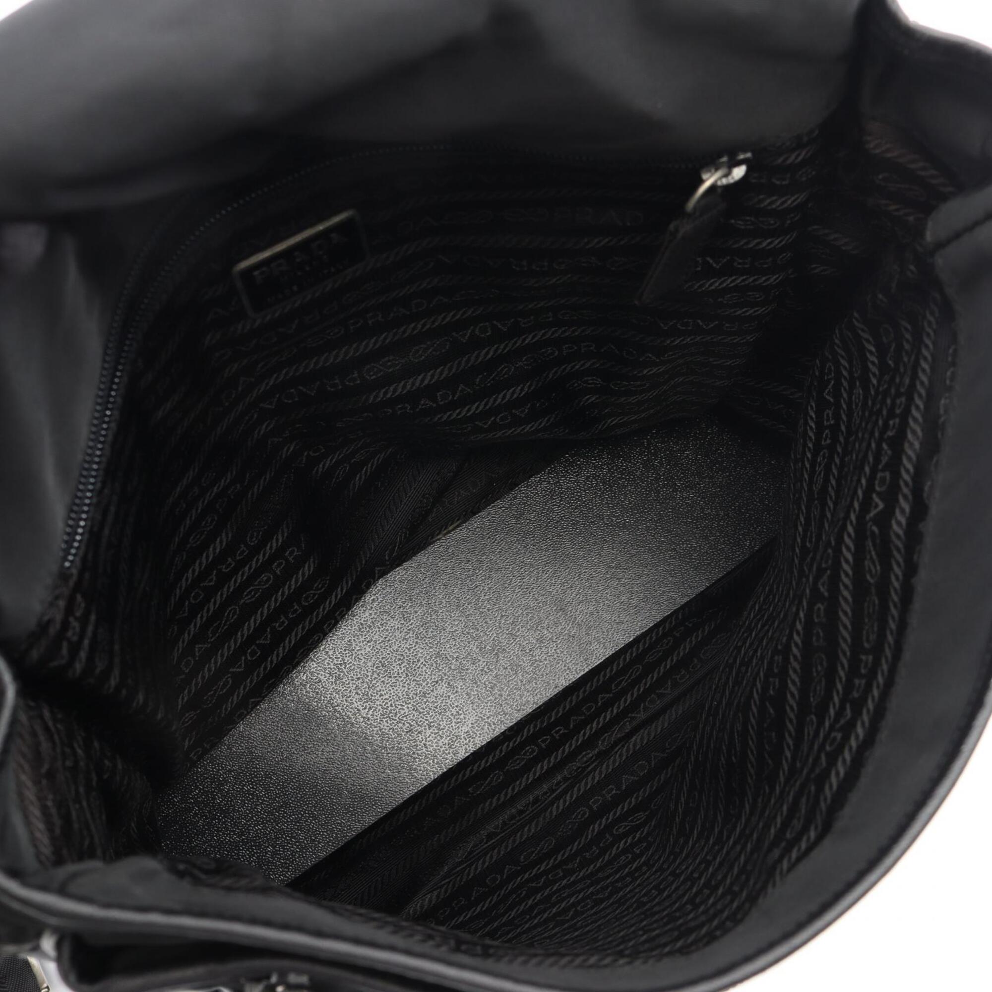 Prada Black Nylon Saffiano Triangle Handbag Shoulder Bag (Pre-Owned)