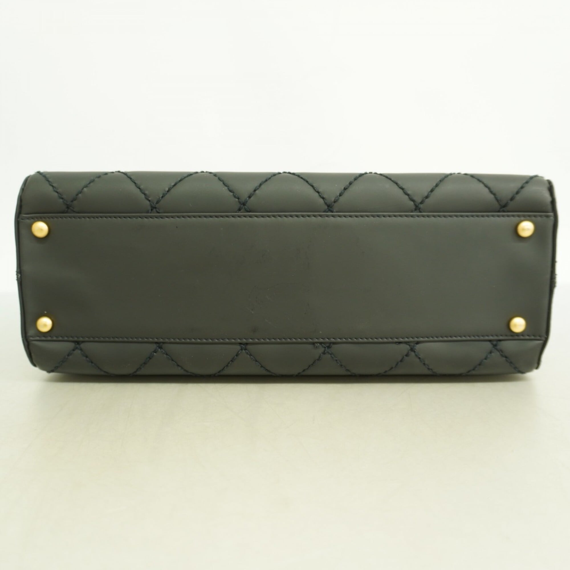 Chanel Black Leather Handbag (Pre-Owned)