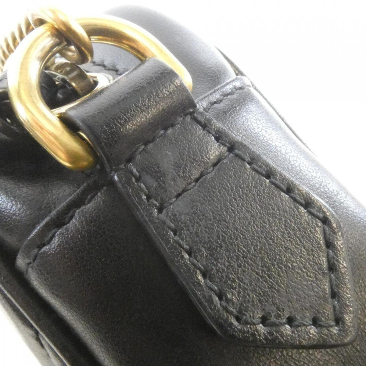 Gucci Gg Marmont Black Leather Shoulder Bag (Pre-Owned)