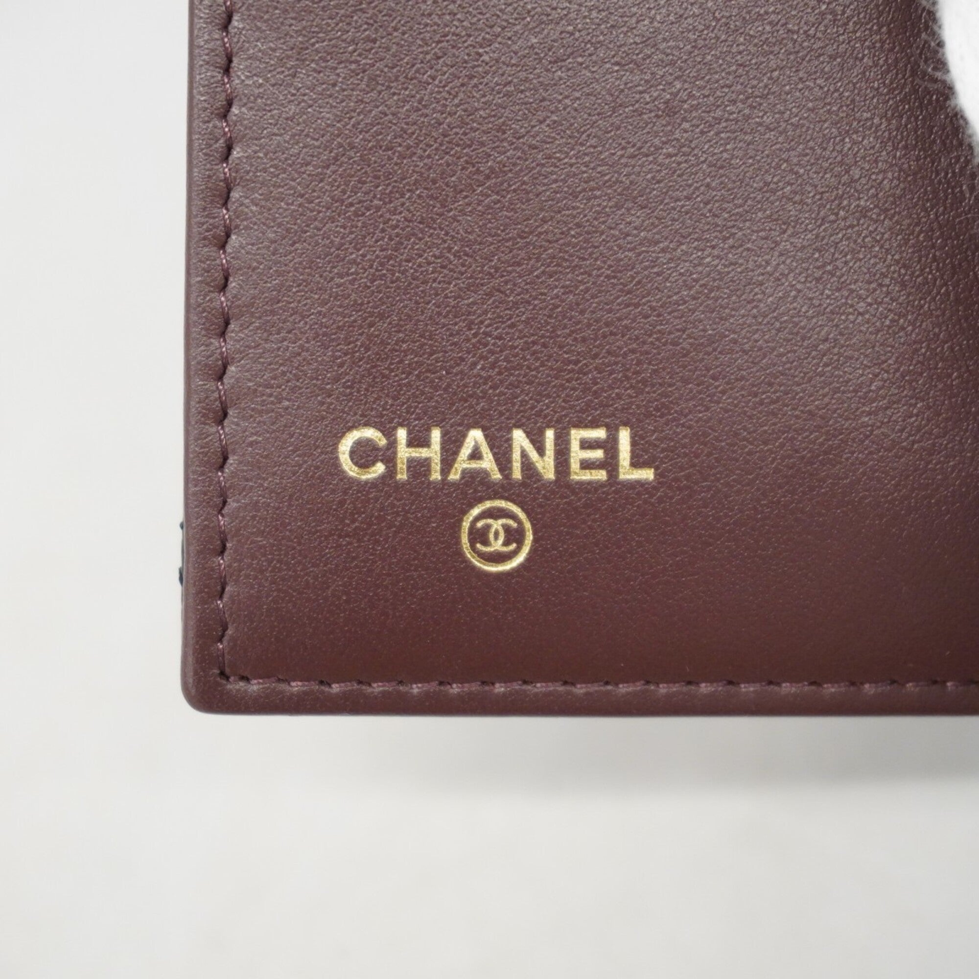 Chanel Black Grained Calfskin Wallet (Tri-Fold) (Pre-Owned)