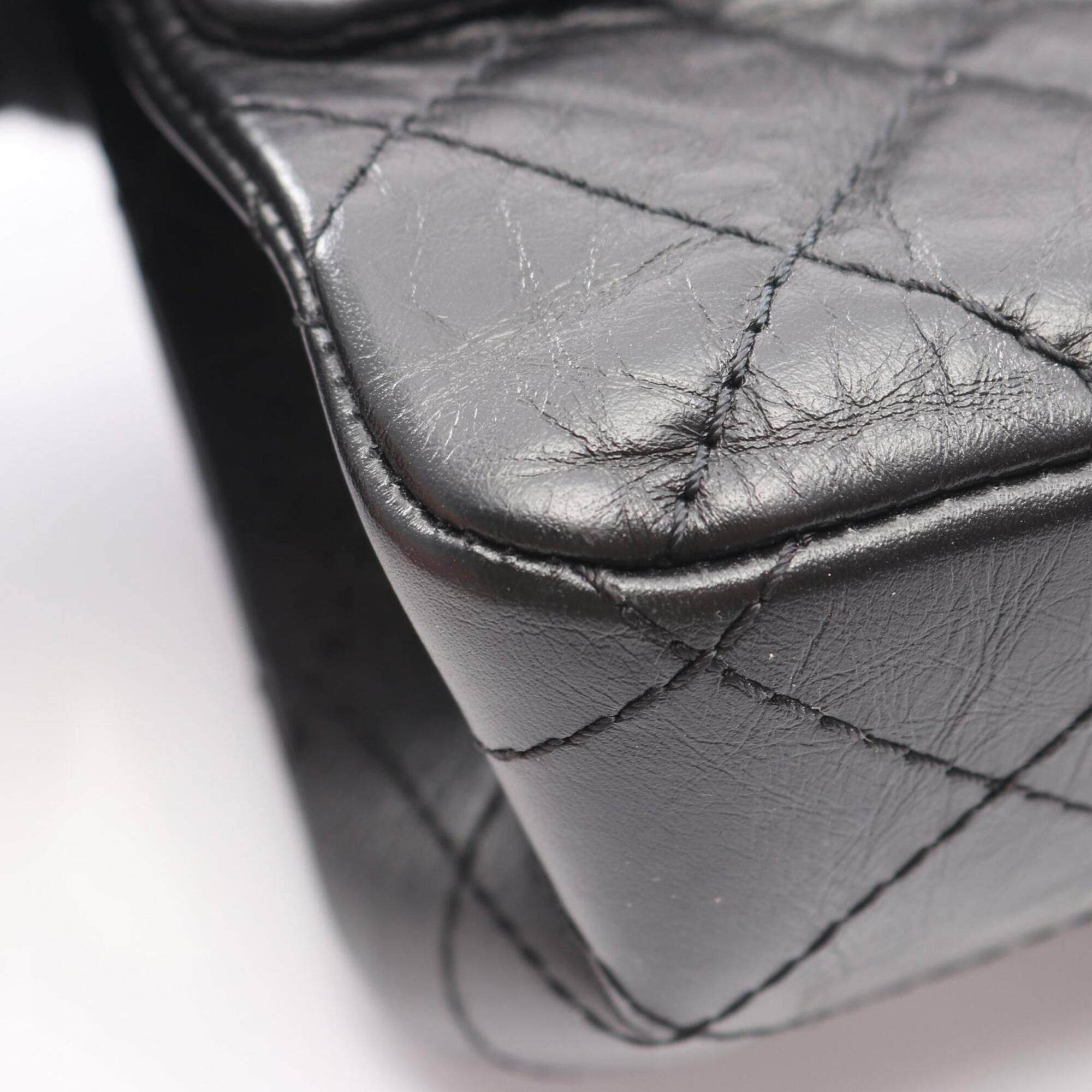Chanel Black Leather Handbag Shoulder Bag (Pre-Owned)