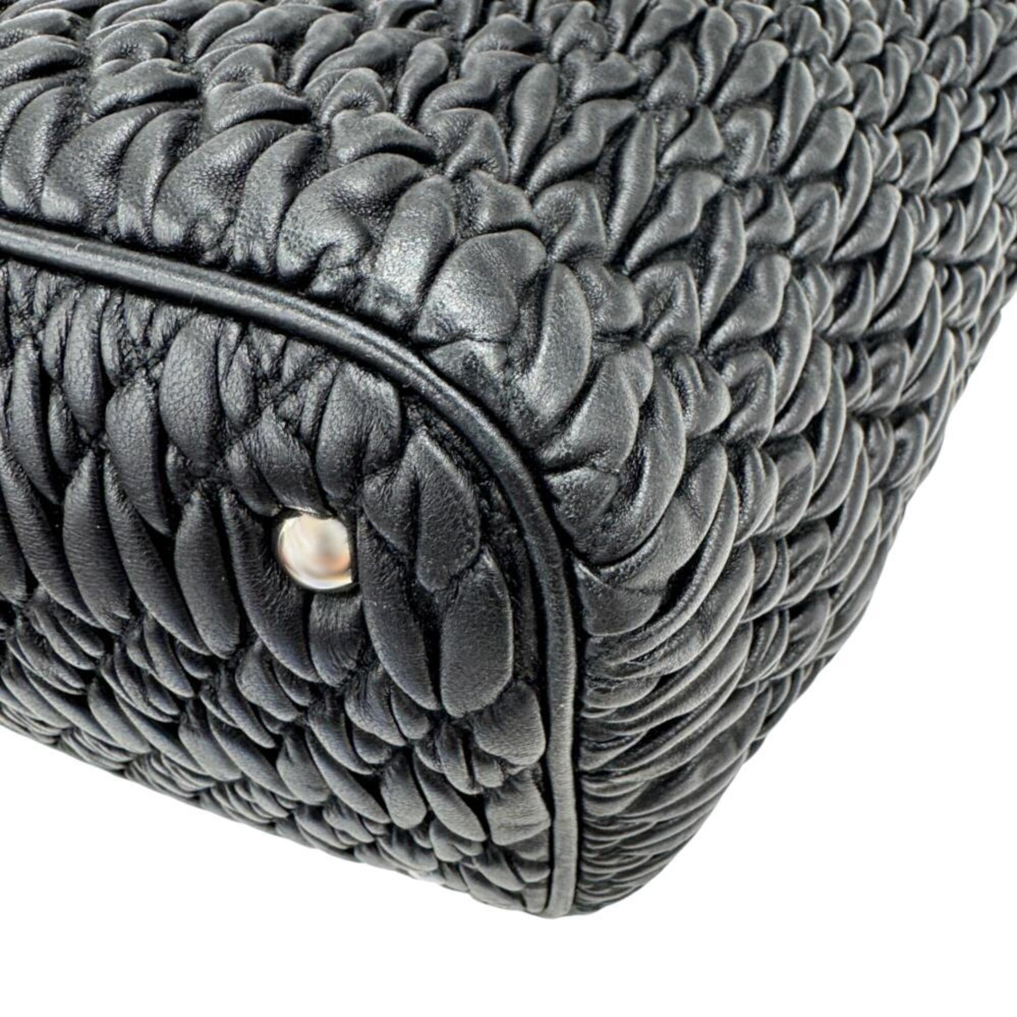 Miu Miu Black Leather Handbag Shoulder Bag (Pre-Owned)