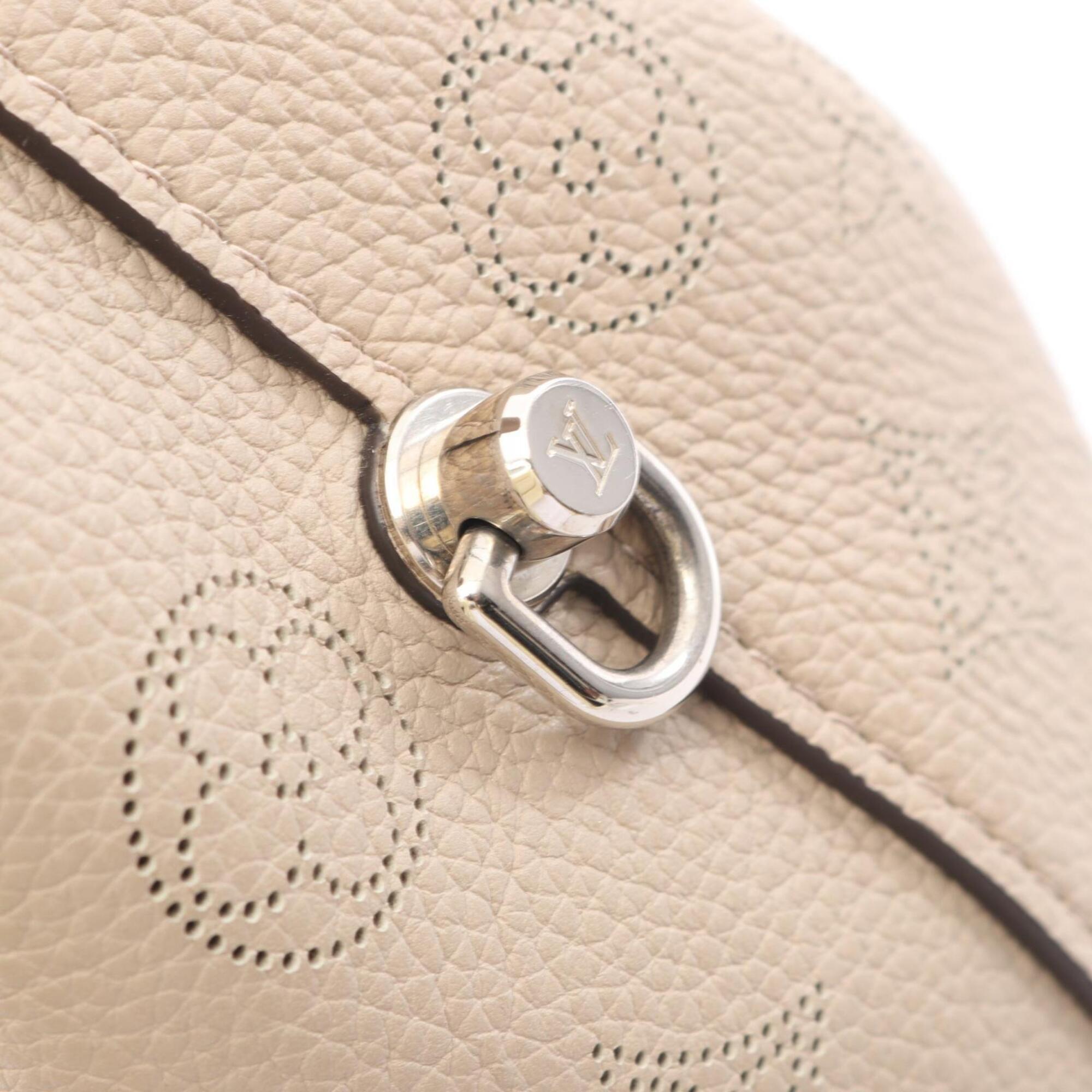 Louis Vuitton Beige Leather Handbag (Pre-Owned)