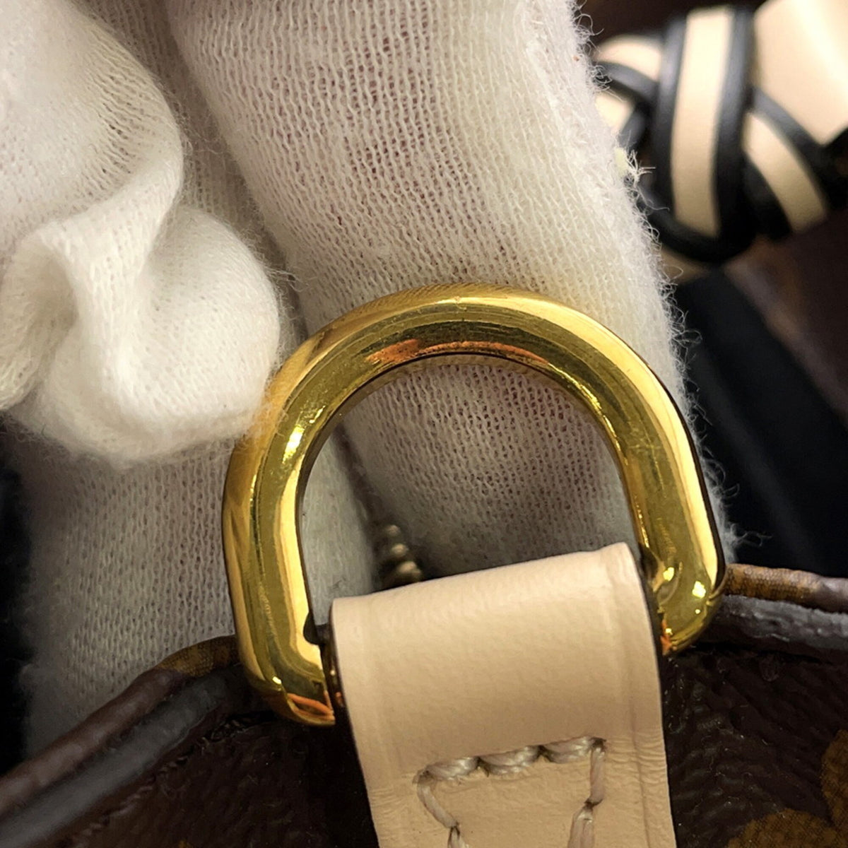 Louis Vuitton Monogram Monogram Noir Monogram Handbag Shoulder Bag (Pre-Owned)