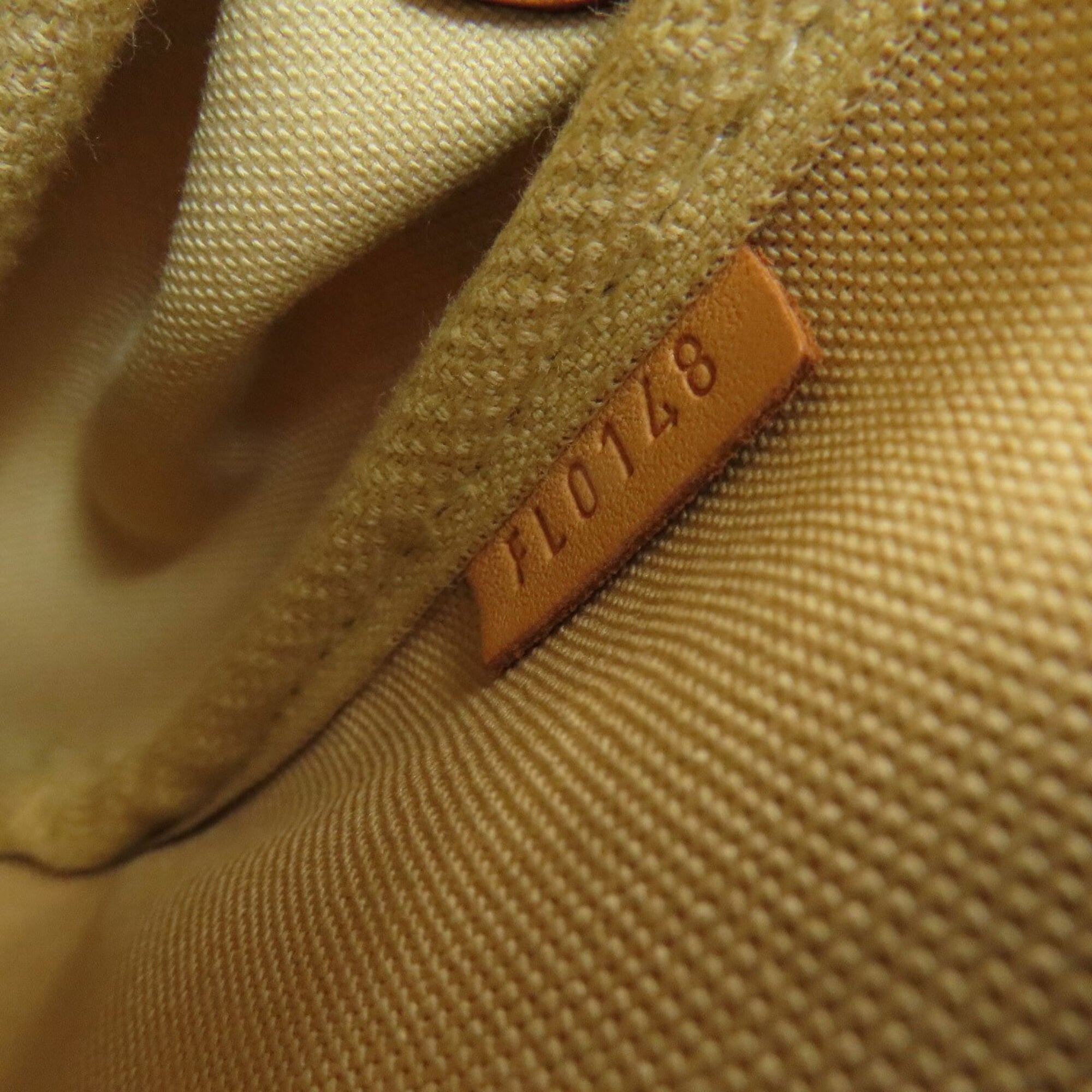 Louis Vuitton Damier Azur Damier Canvas Handbag (Pre-Owned)