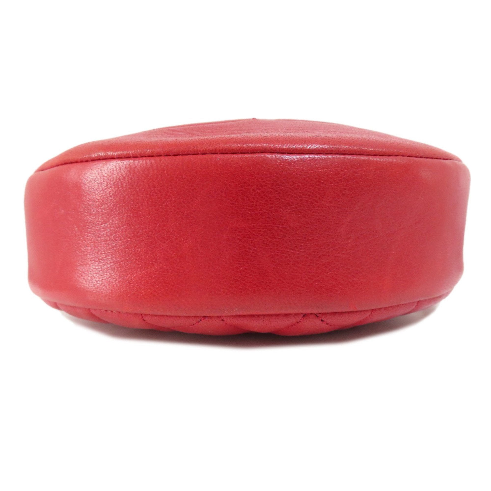 Chanel Red Color Leather Shoulder Bag (Pre-Owned)