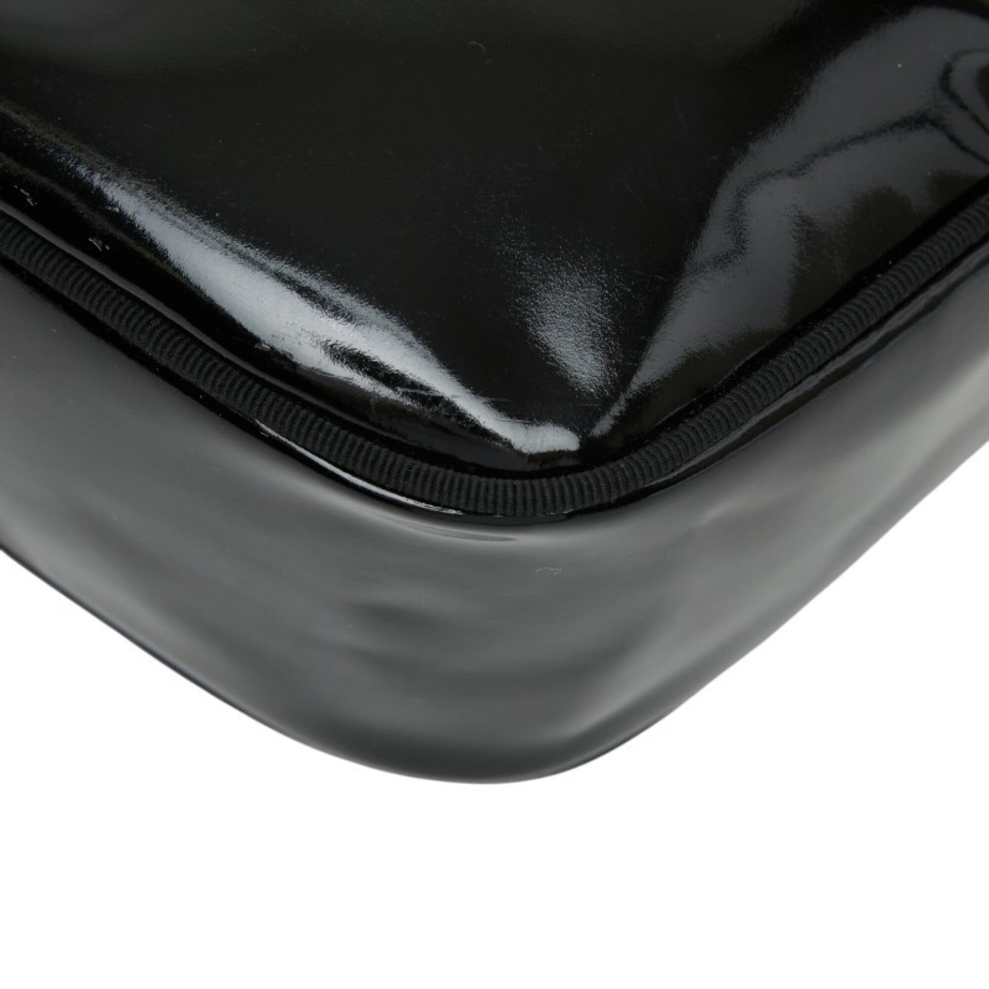 Salvatore Ferragamo Black Leather Shoulder Bag (Pre-Owned)