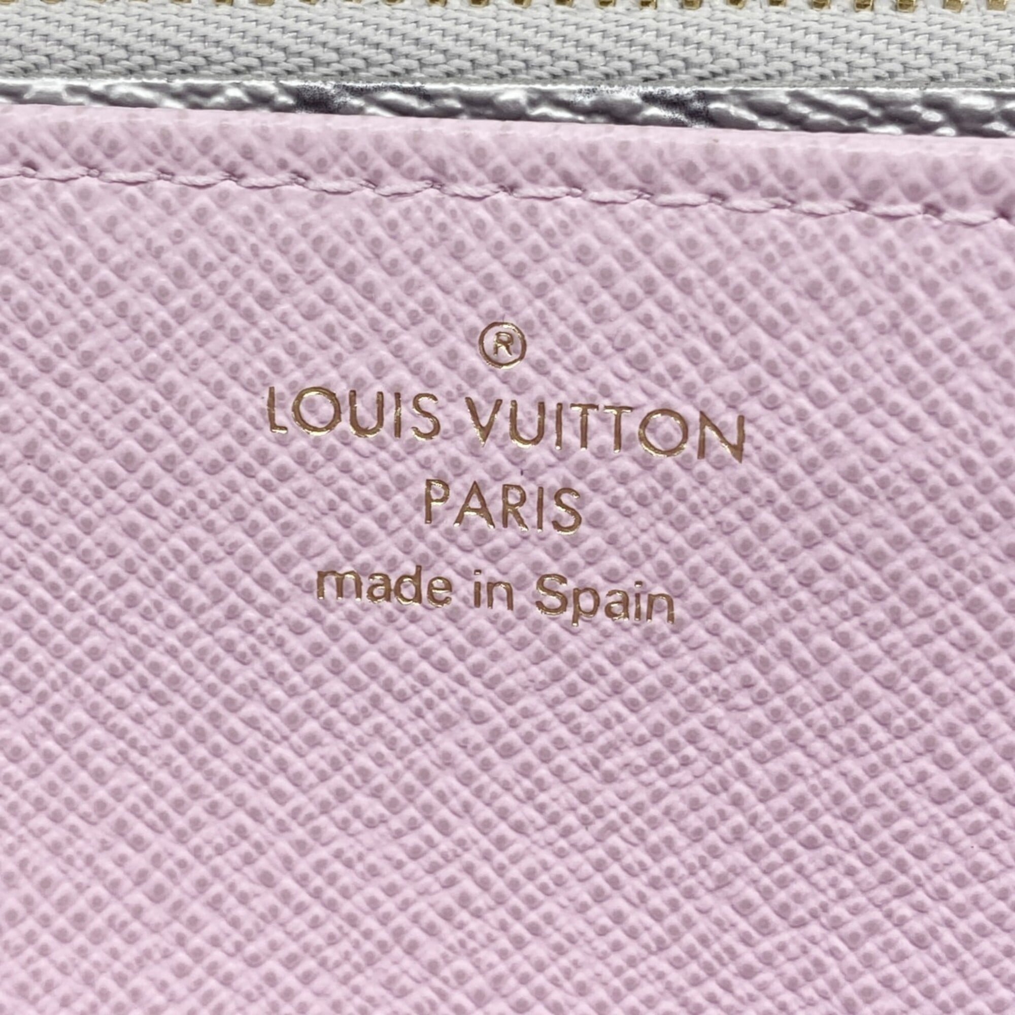Louis Vuitton Silver Long Wallet (Bi-Fold) (Pre-Owned)