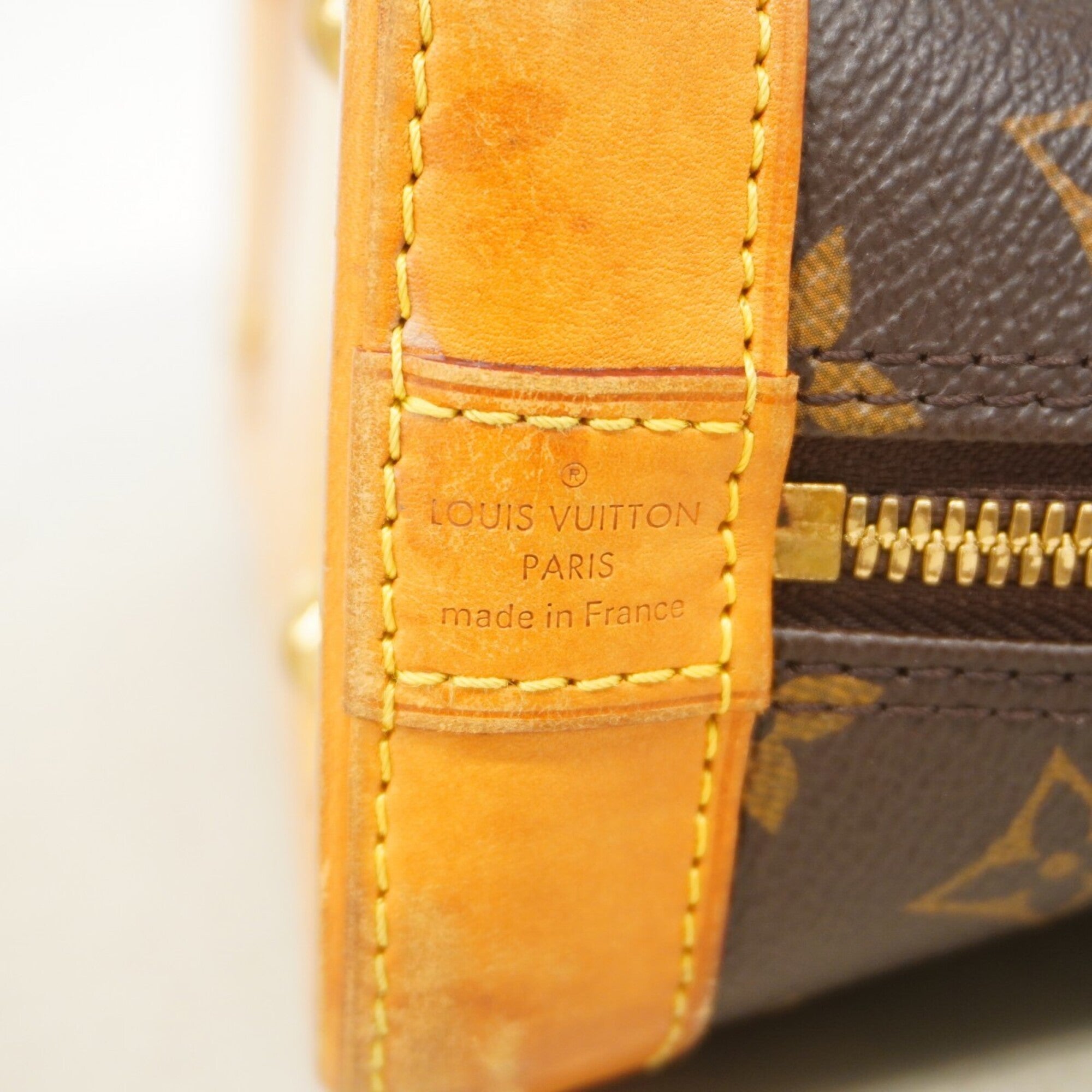 Louis Vuitton Brown Handbag (Pre-Owned)