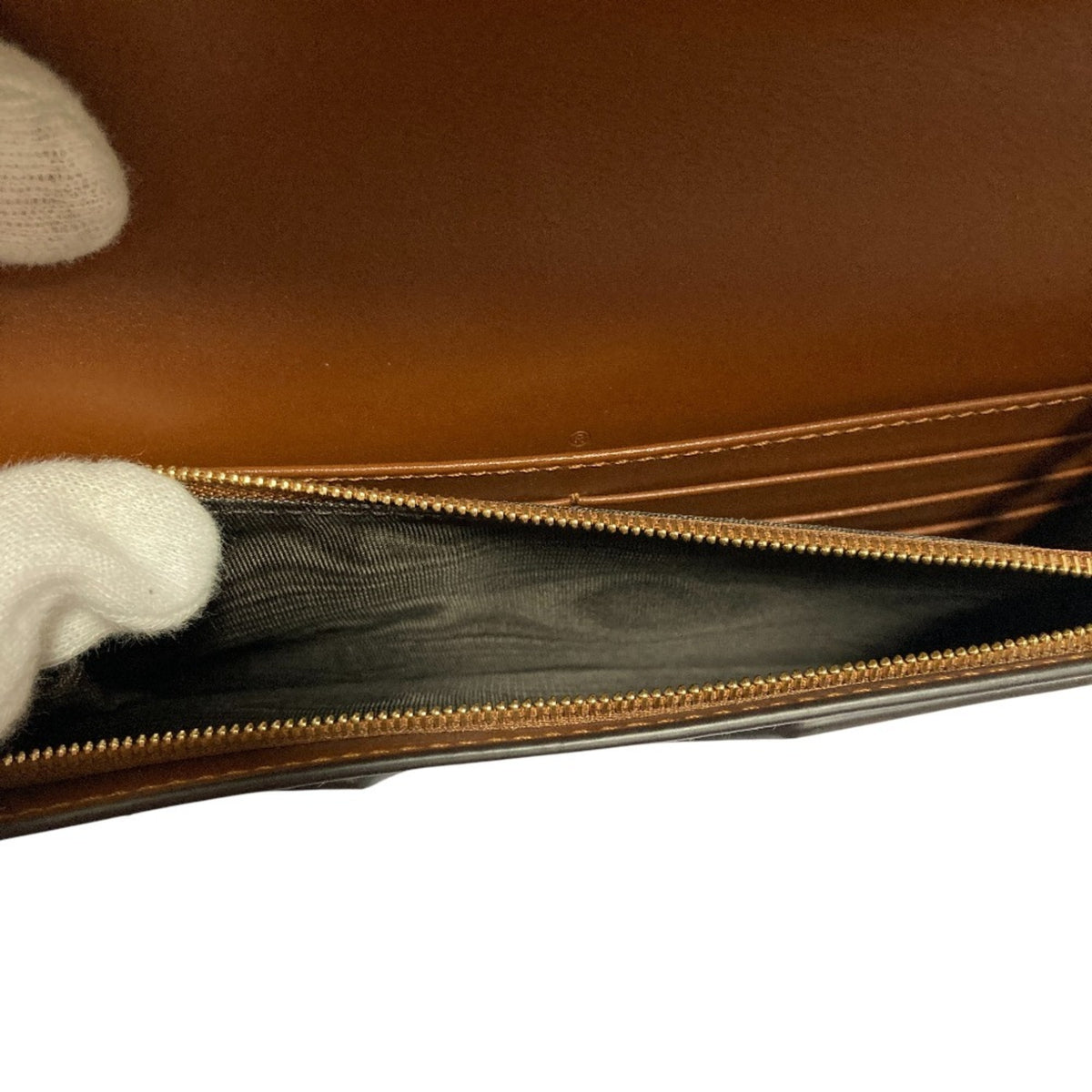 Gucci Brown Leather Shoulder Bag (Pre-Owned)