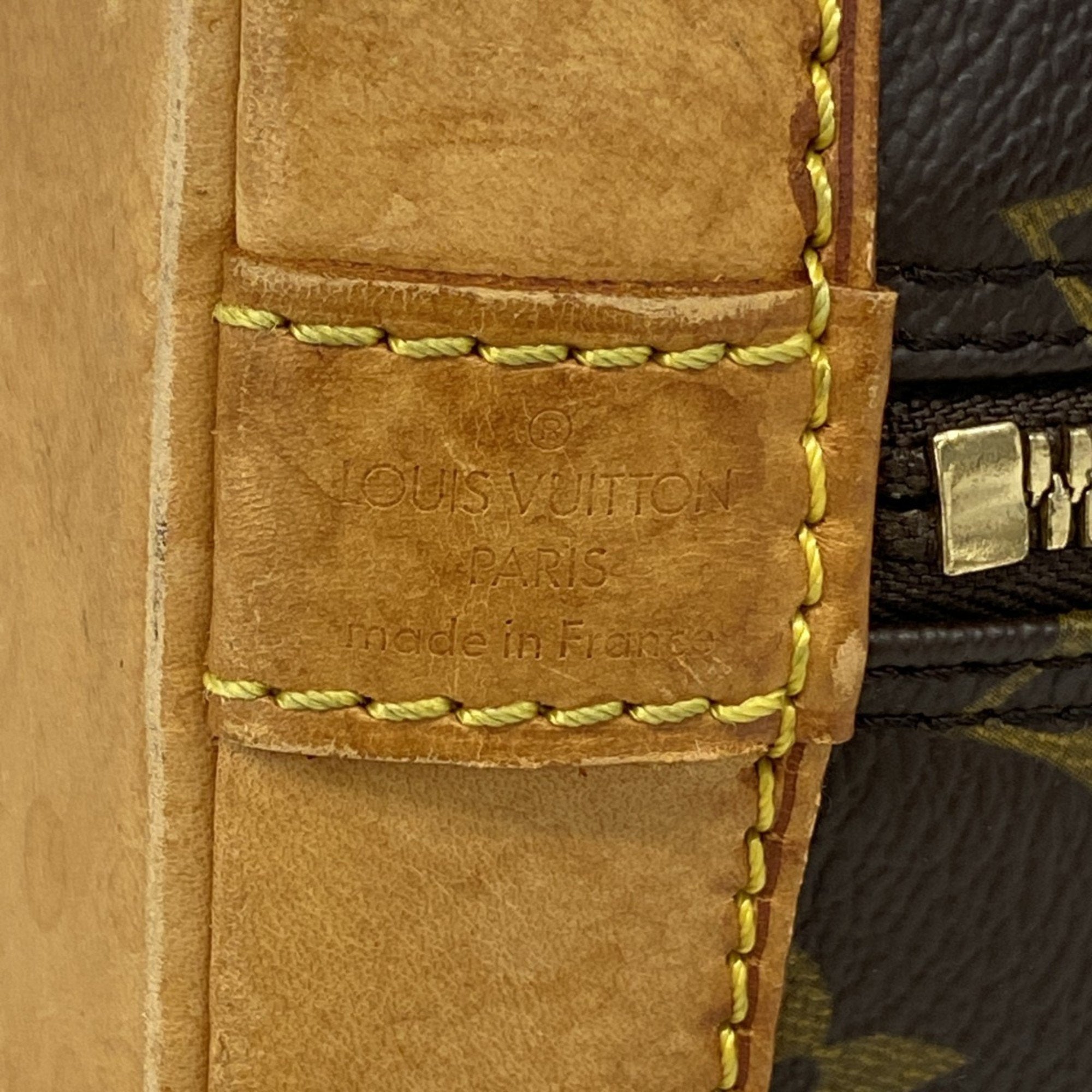 Louis Vuitton Brown Handbag (Pre-Owned)