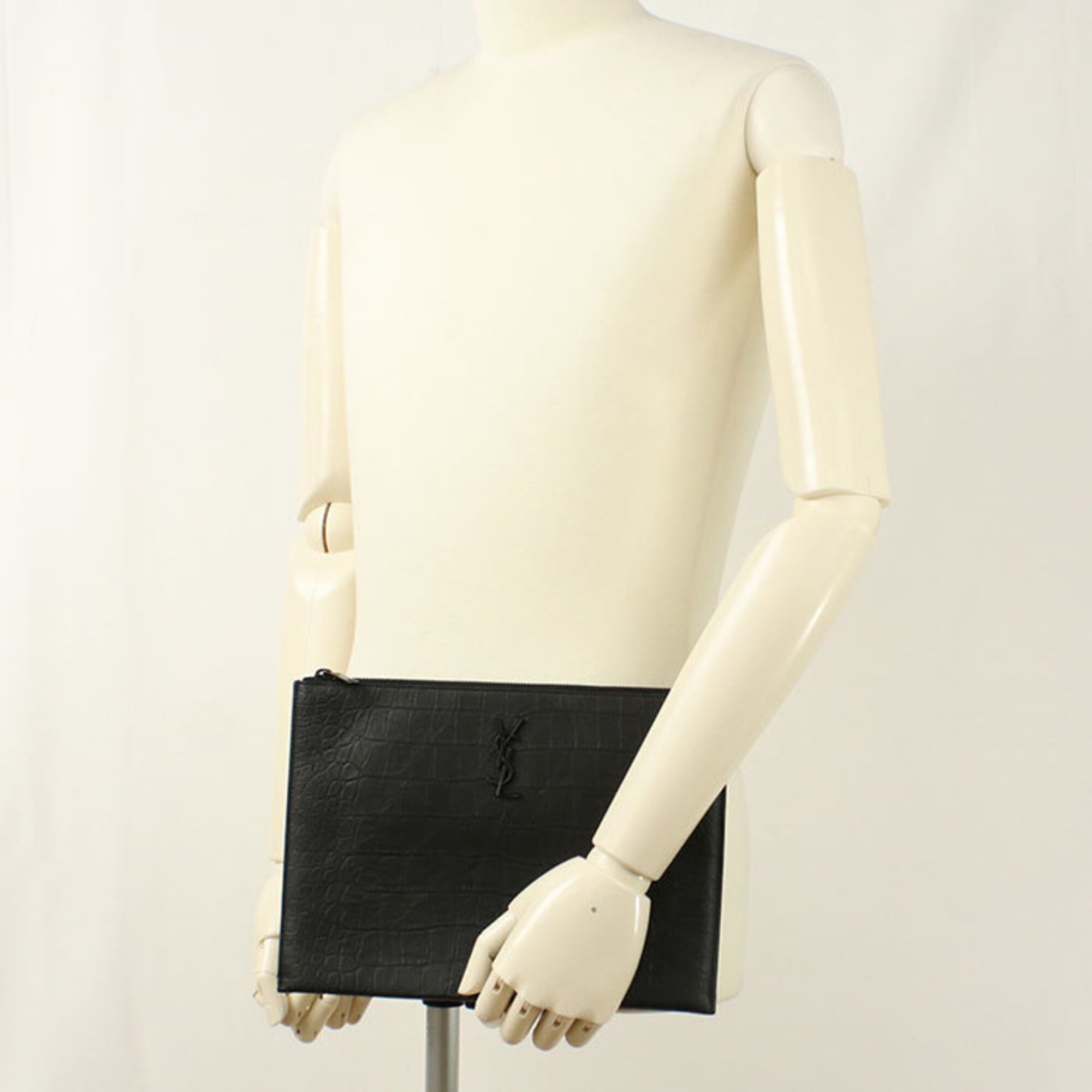 Saint Laurent Black Leather Clutch Bag (Pre-Owned)