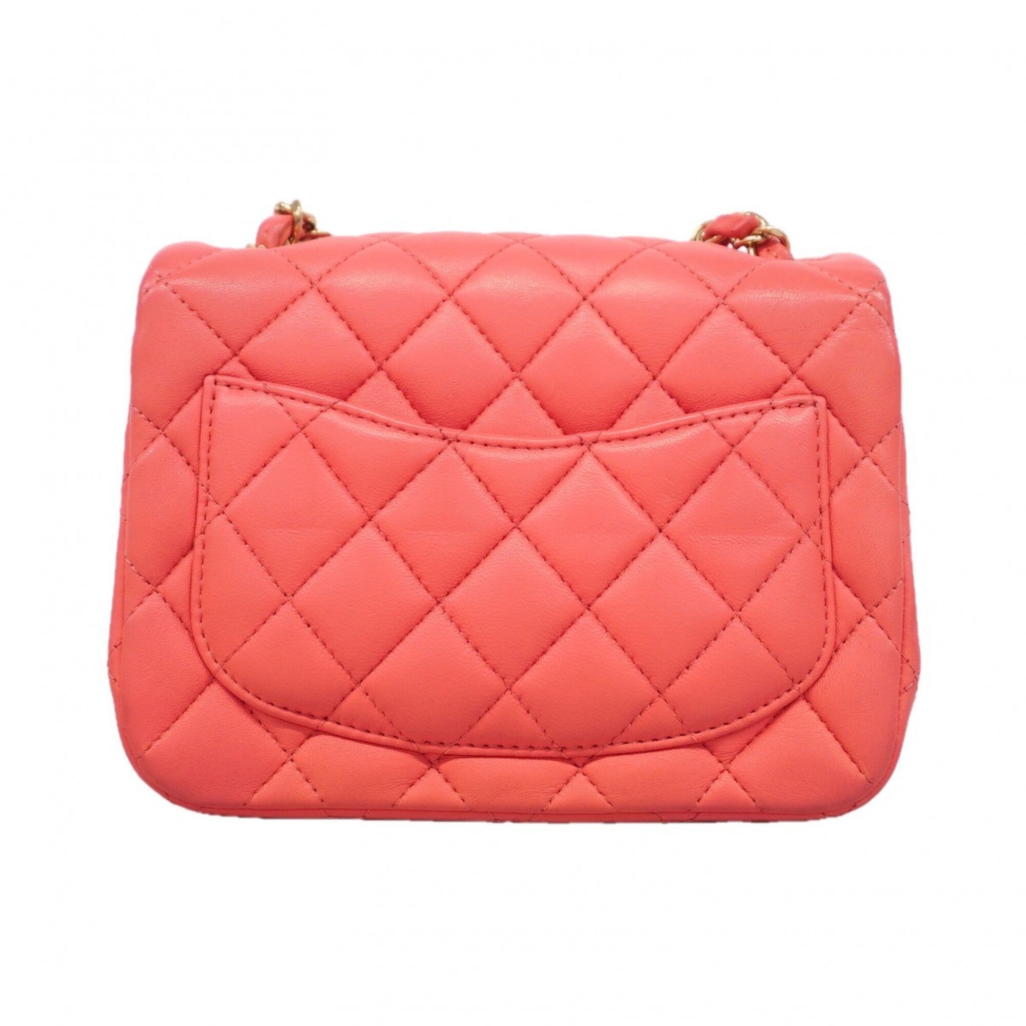 Chanel Pink Leather Shoulder Bag (Pre-Owned)