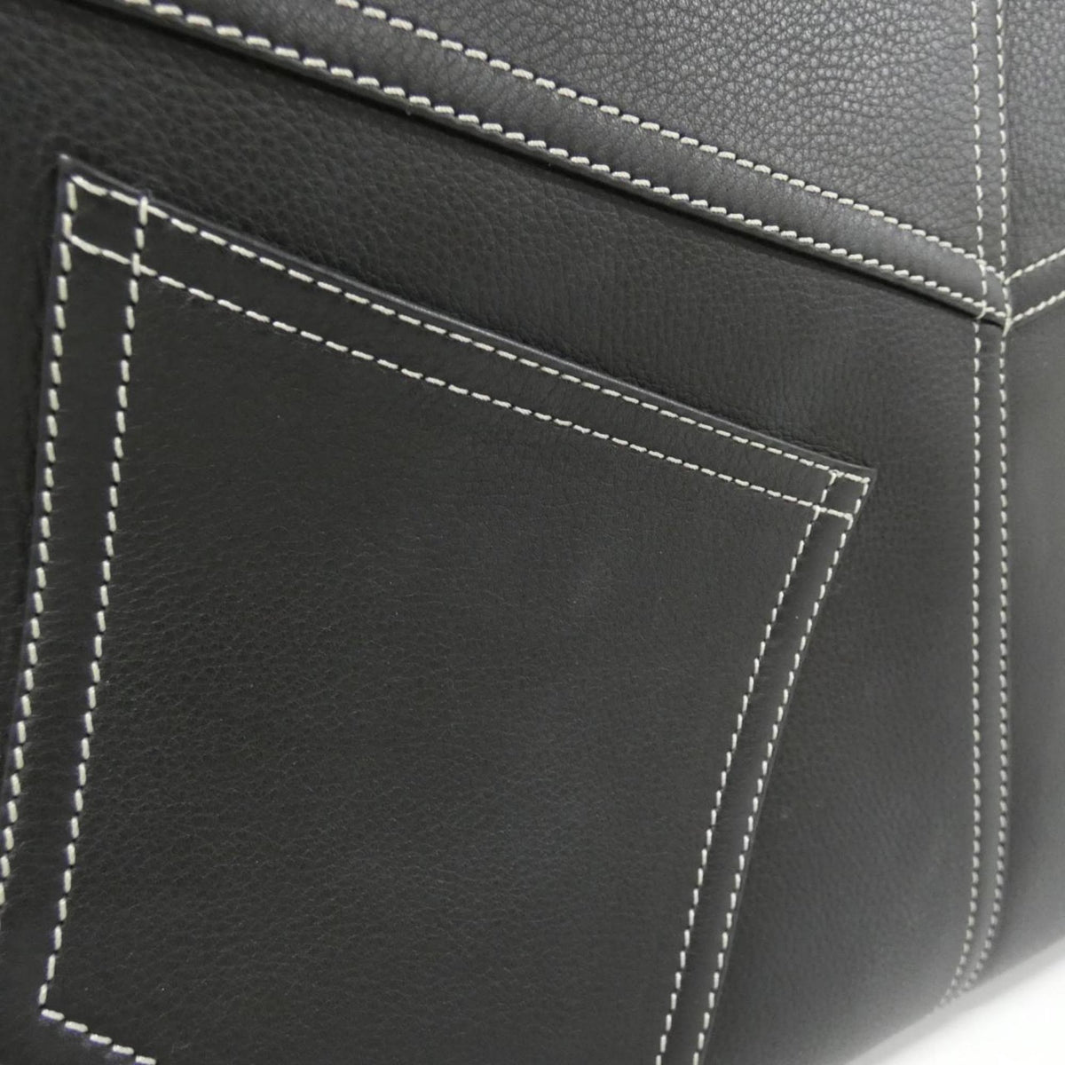 Christian Dior Black Leather Handbag (Pre-Owned)