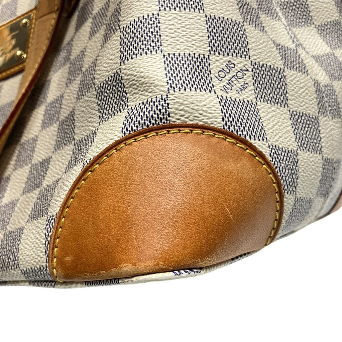 Louis Vuitton White Damier Canvas Shoulder Bag (Pre-Owned)