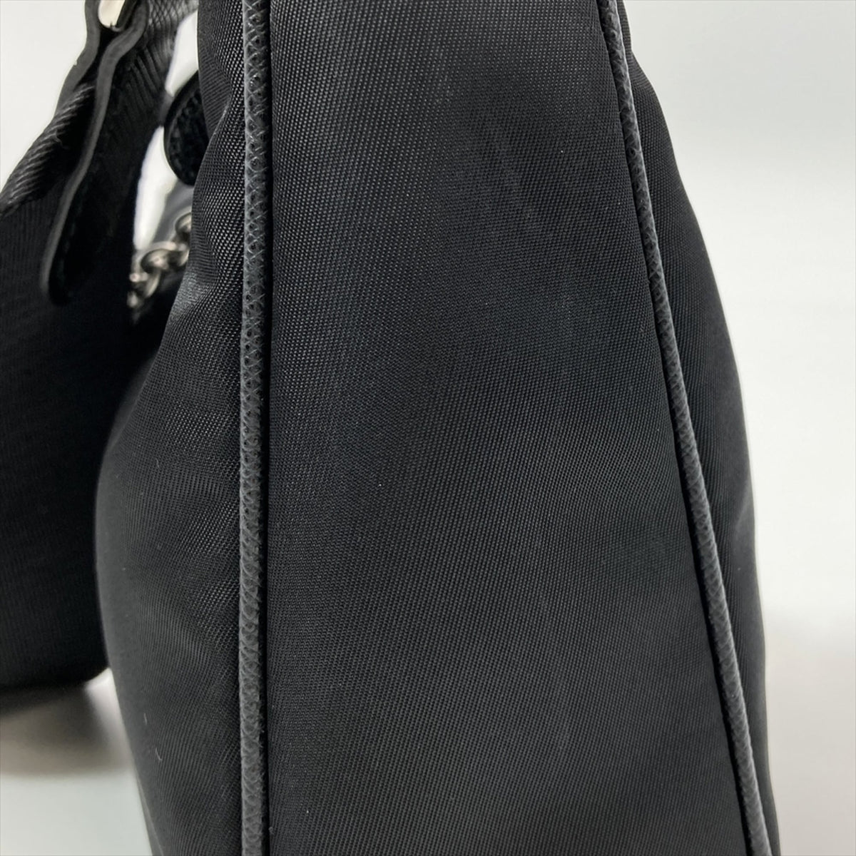 Prada Black Nylon Handbag Shoulder Bag (Pre-Owned)