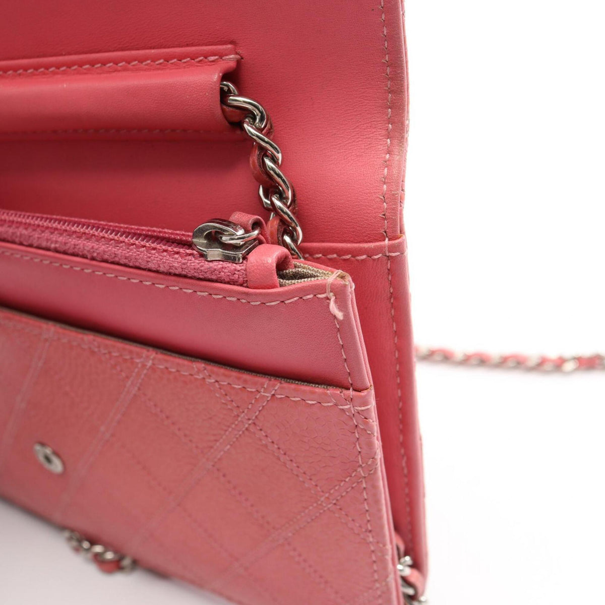 Chanel Pink Grained Calfskin Handbag Shoulder Bag (Pre-Owned)