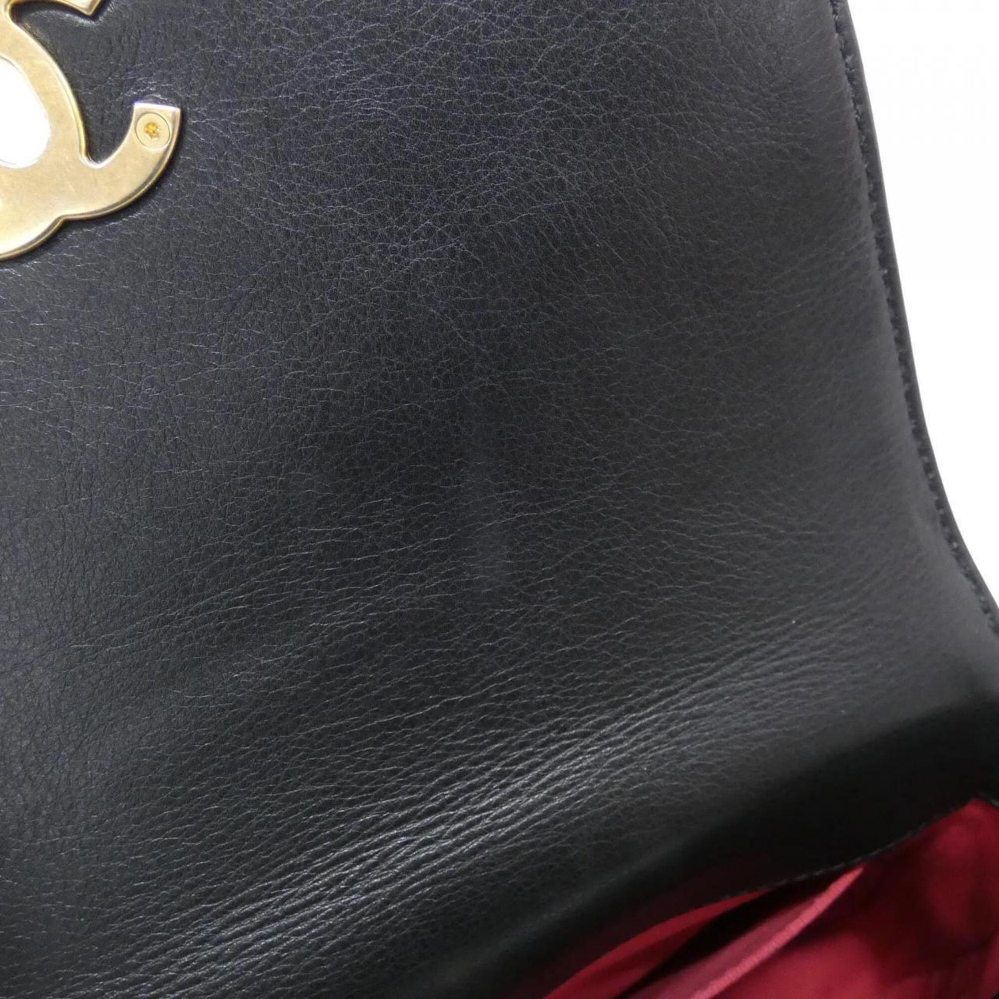 Chanel Black Leather Shoulder Bag (Pre-Owned)