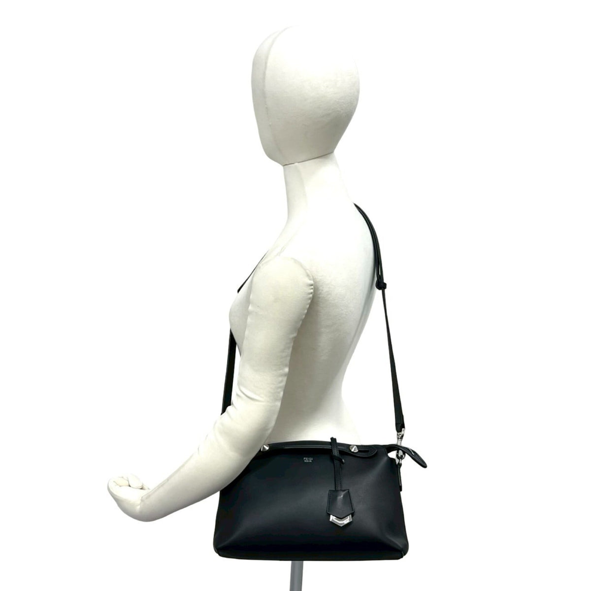 Fendi Black Leather Handbag Shoulder Bag (Pre-Owned)
